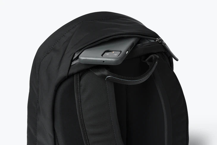 Bellroy Classic Backpack Compact - Lightweight Durable Laptop Backpack for Work & Travel | Water-Resistant Daypack for Commuters, Students & Professionals