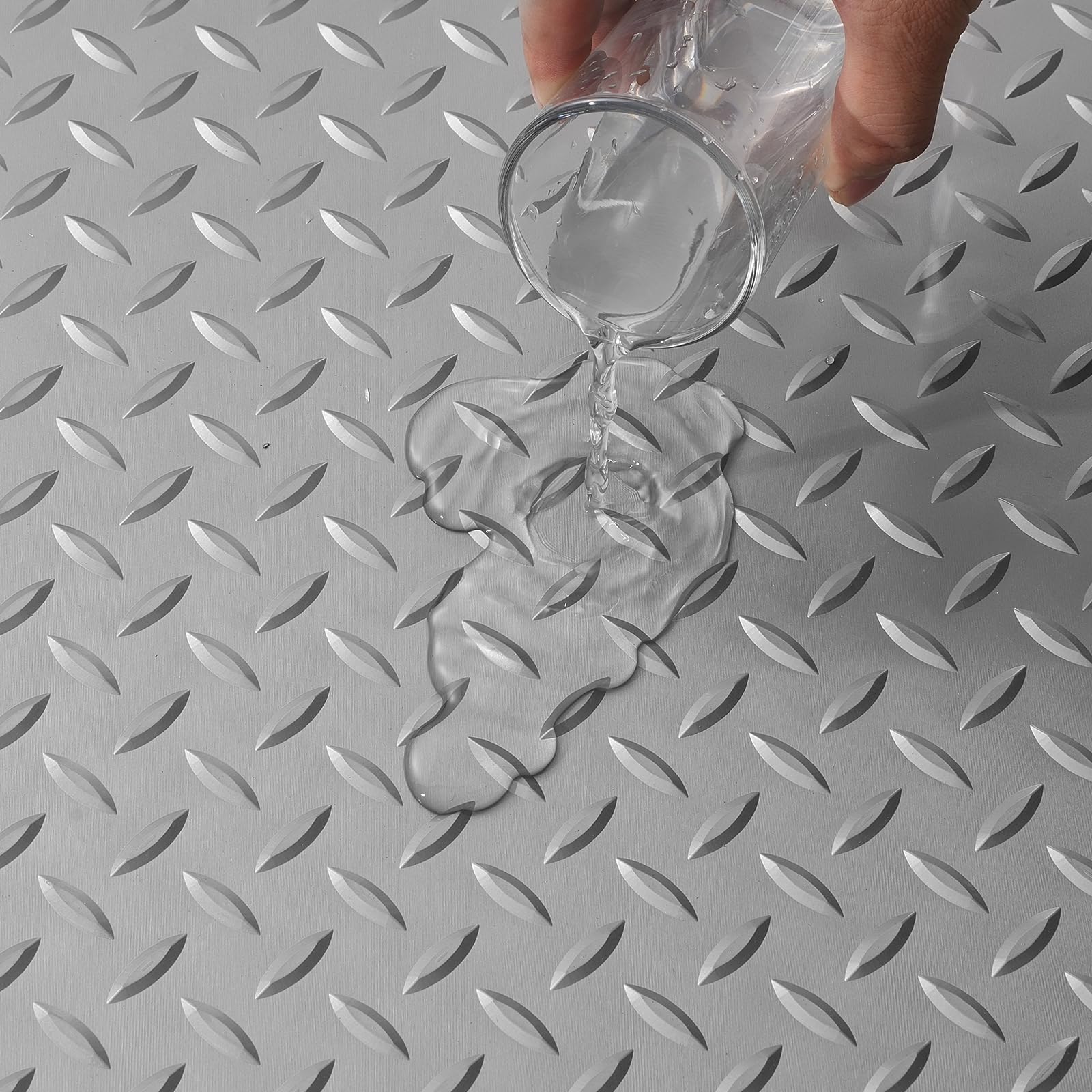 VEVOR 19 x 4.9 FT PVC Garage Floor Mat with Non-Slip Diamond Texture - 93.65 sq.ft Coverage - Heavy Duty Garage Flooring Roll for Cars, Gyms, Boats & Trailers - Gray - Perfect for Workshop Protection & Vehicle Parking