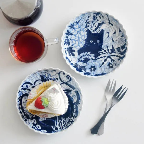 Premium Japanese Hasami Yaki Ceramic Plate Set of 4 - Handcrafted Animal Design Dinnerware for Home & Restaurant Use - Elegant Tableware for Sushi, Appetizers & Daily Dining