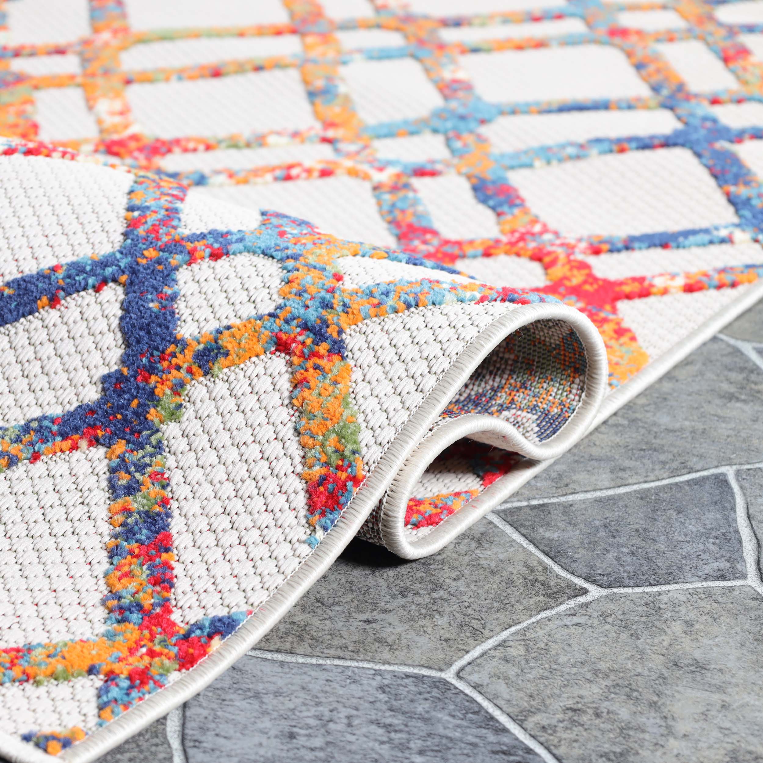 Paxson Geometric Diamond Lattice Indoor Outdoor Area Rug - Non-Slip Modern Floor Mat for Living Room, Bedroom, Patio & Deck Decor