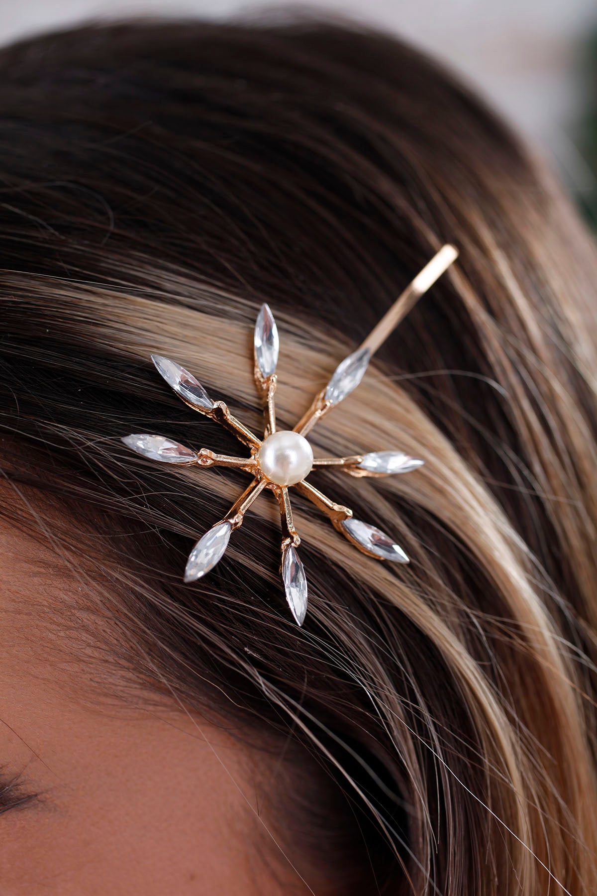 Gold Starburst Hair Clip - Elegant Hair Accessory for Women, Perfect for Weddings, Parties & Everyday Style