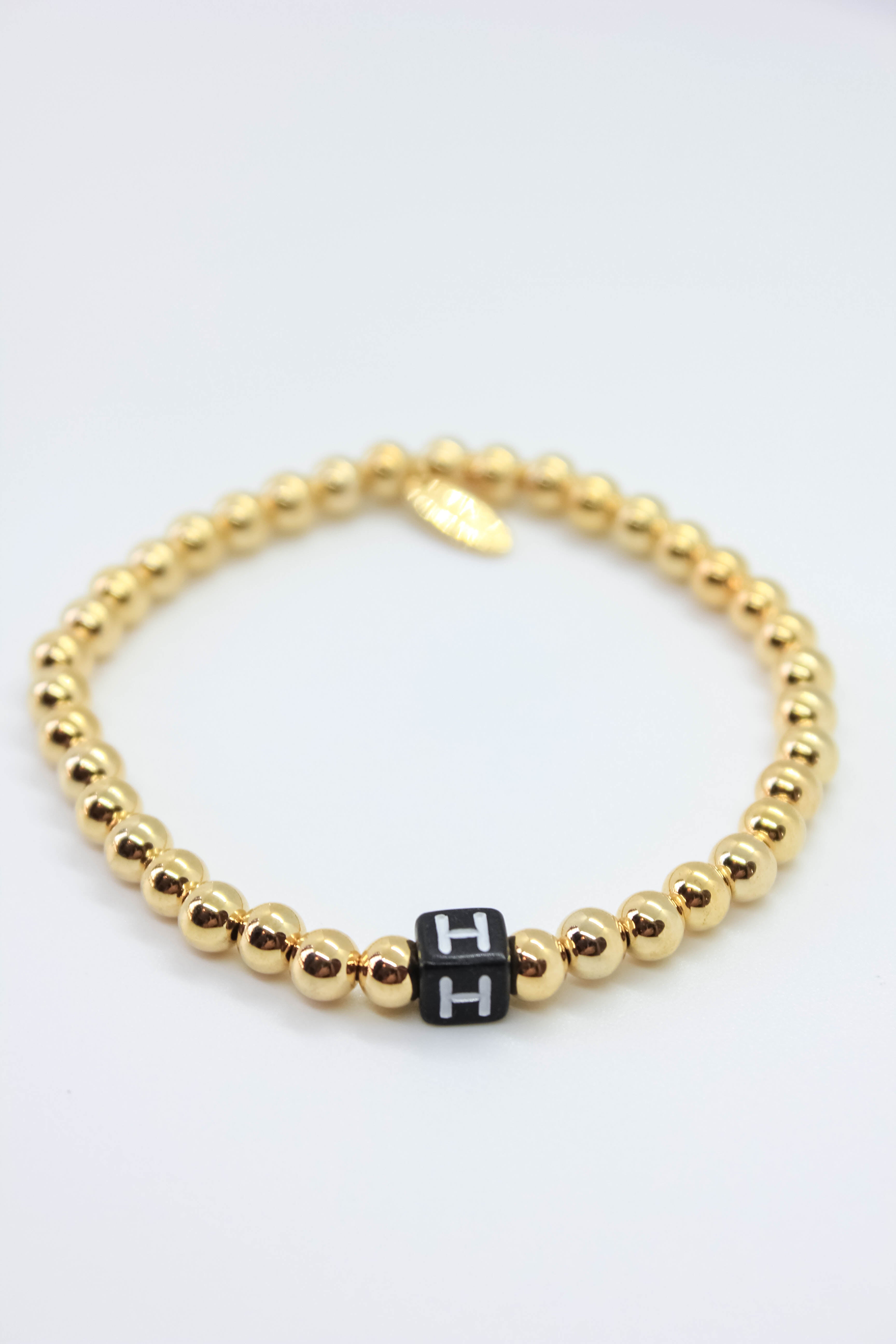 Personalized Alphabet Monogram Bracelet for Women - Custom Initial Letter Jewelry Gift for Her - Perfect for Birthdays, Anniversaries & Everyday Wear