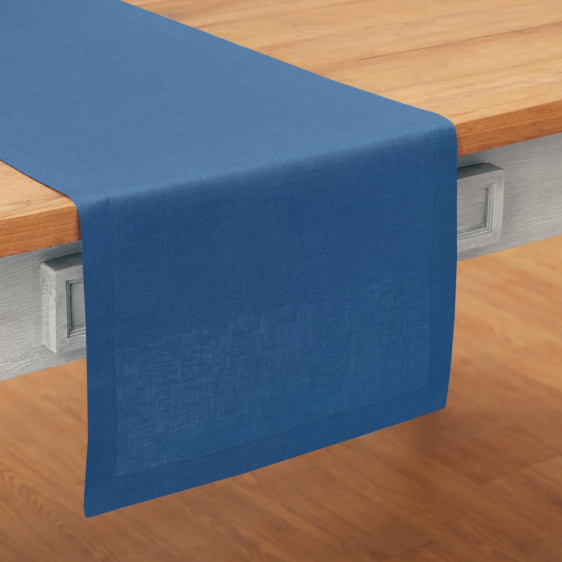 Elegant Fete Table Runner for Weddings, Parties & Events - Premium Decorative Dining Table Cover for Home & Restaurant Decor