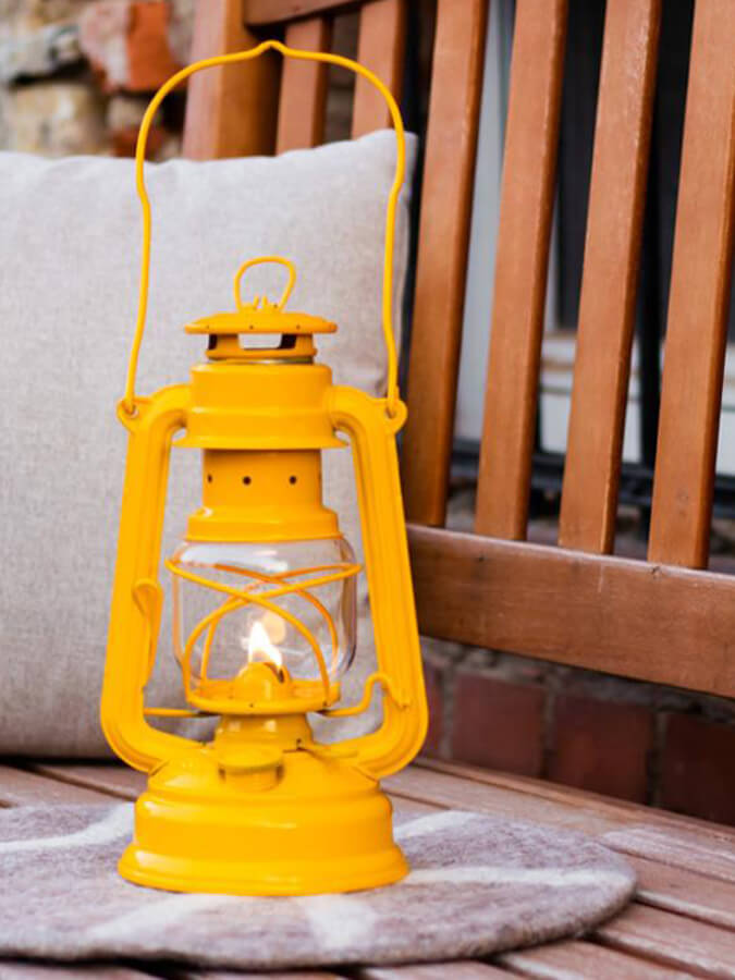 Feuerhand Baby Special 276 Hurricane Lantern - Vintage Outdoor Camping Light for Emergency, Garden, Patio & Power Outages