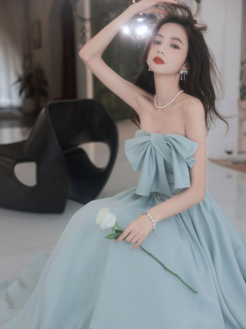 Elegant Backless Blue Long Prom Dresses & Bridesmaid Gowns - Formal Evening Wear for Homecoming, Wedding Parties & Special Occasions