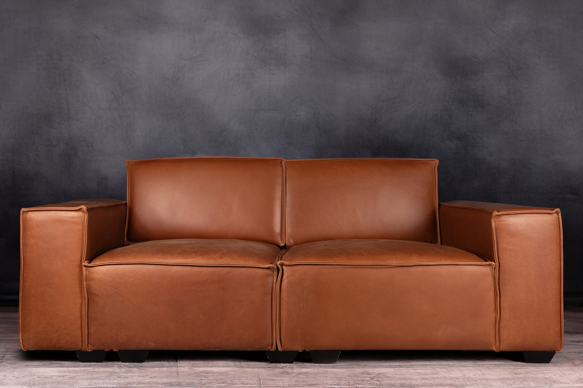 Premium Genuine Leather Loveseat - Modern Commander Style for Living Room, Lounge & Office - Comfortable Two-Seater Sofa for Relaxing & Entertaining