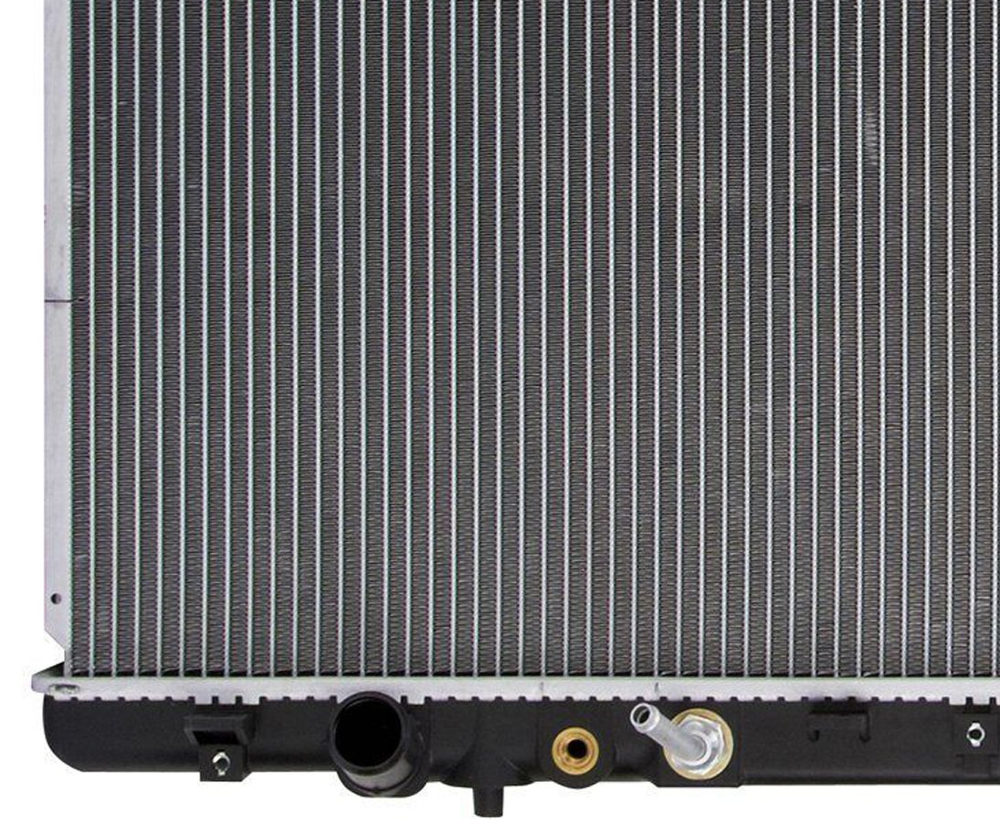 High-Performance Aluminum Car Radiator - Universal Fit for Most Vehicles - Efficient Engine Cooling for Sedans, SUVs & Trucks - Perfect for Daily Commute & Long Road Trips