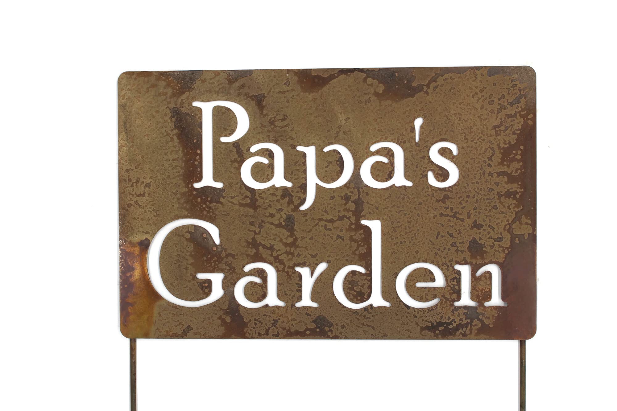 Personalized Family Name Gift Garden Stake - 20 to 33 Inches Tall (Papa's Garden, XL 33