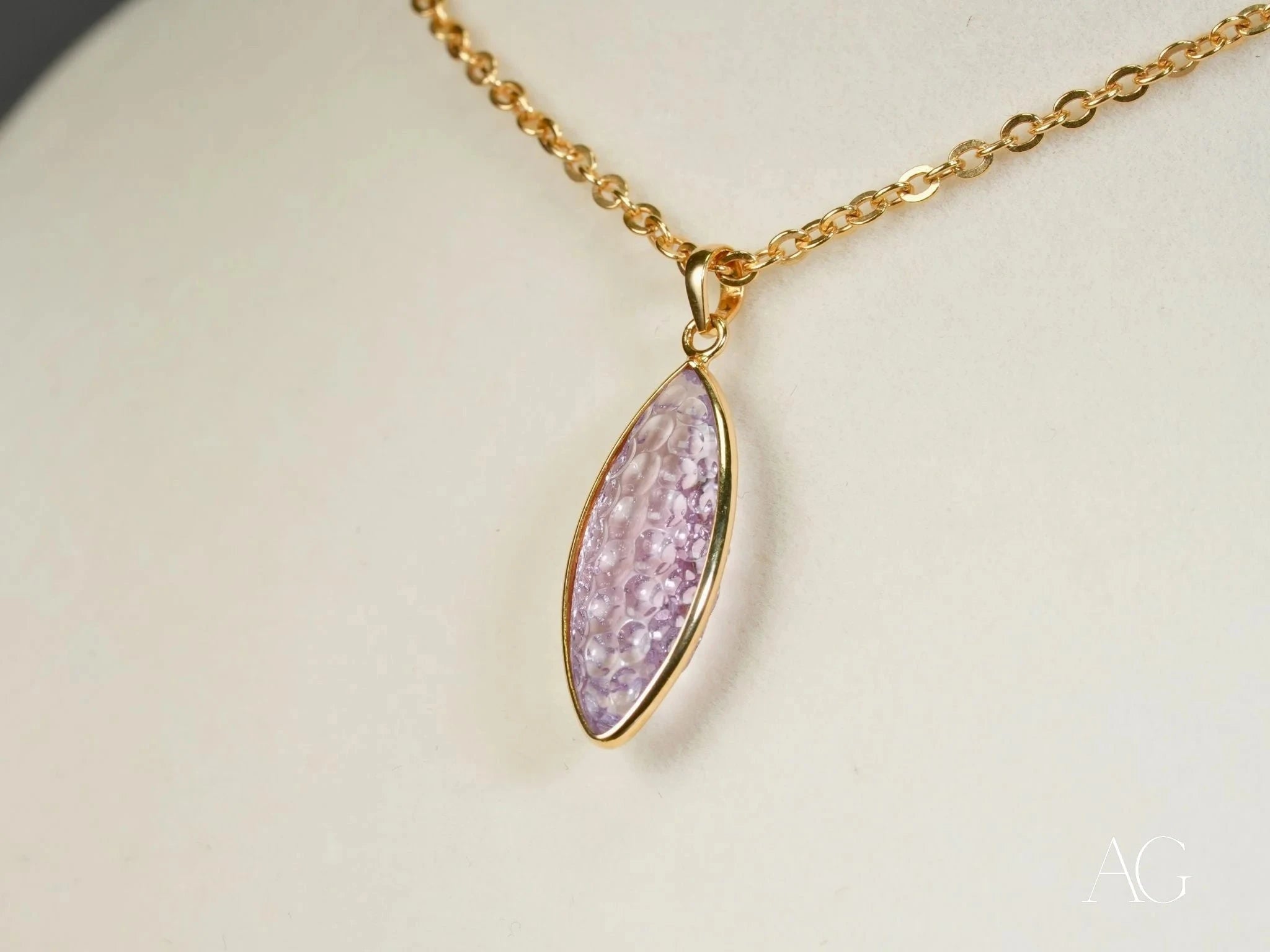 Violet Essence Amethyst Pendant Necklace - Natural Healing Crystal Jewelry for Women | Perfect for Meditation, Energy Cleansing & Spiritual Gifts
