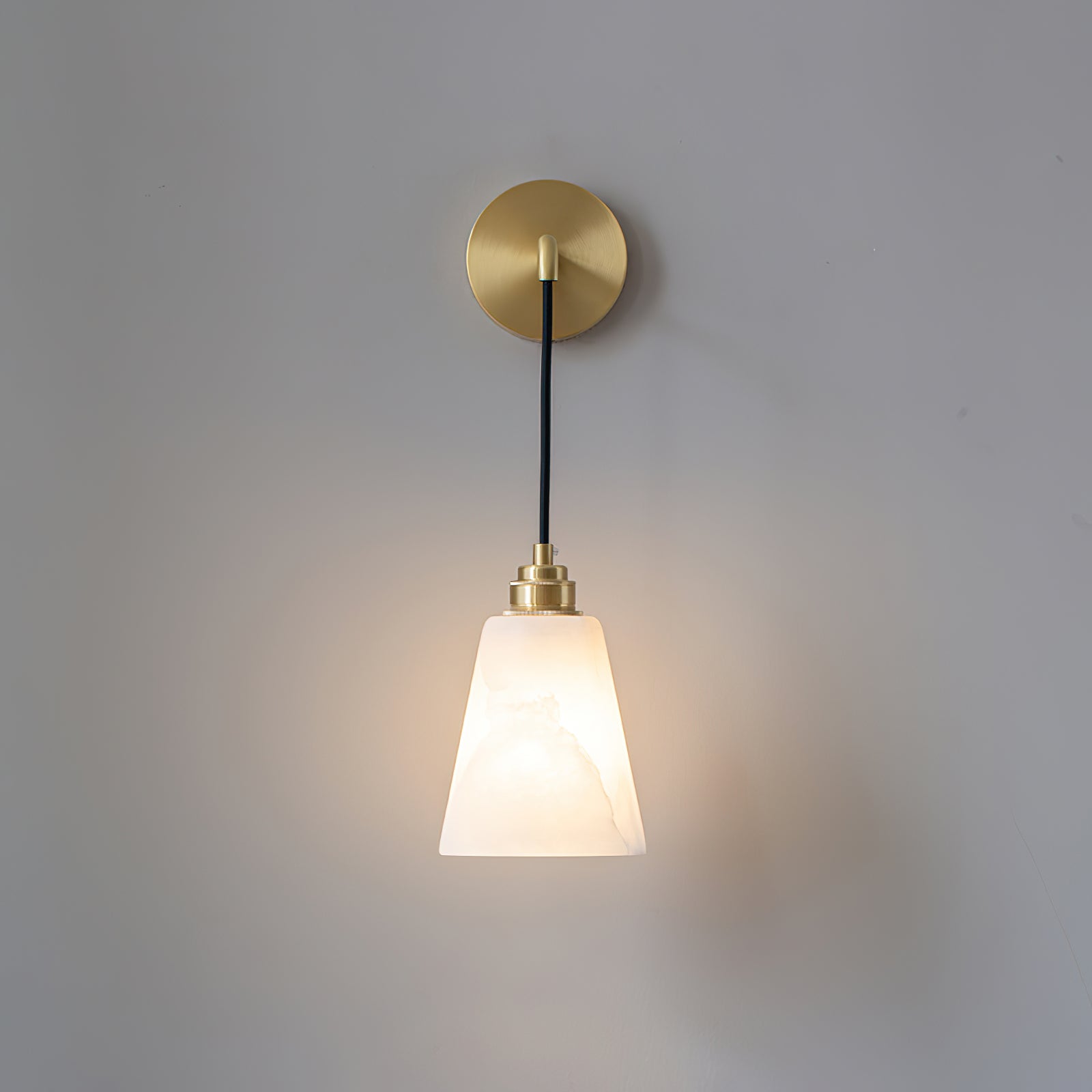 Droplet Alabaster Wall Lamp - Elegant Handcrafted Stone Light Fixture for Living Room, Bedroom & Hallway Decor