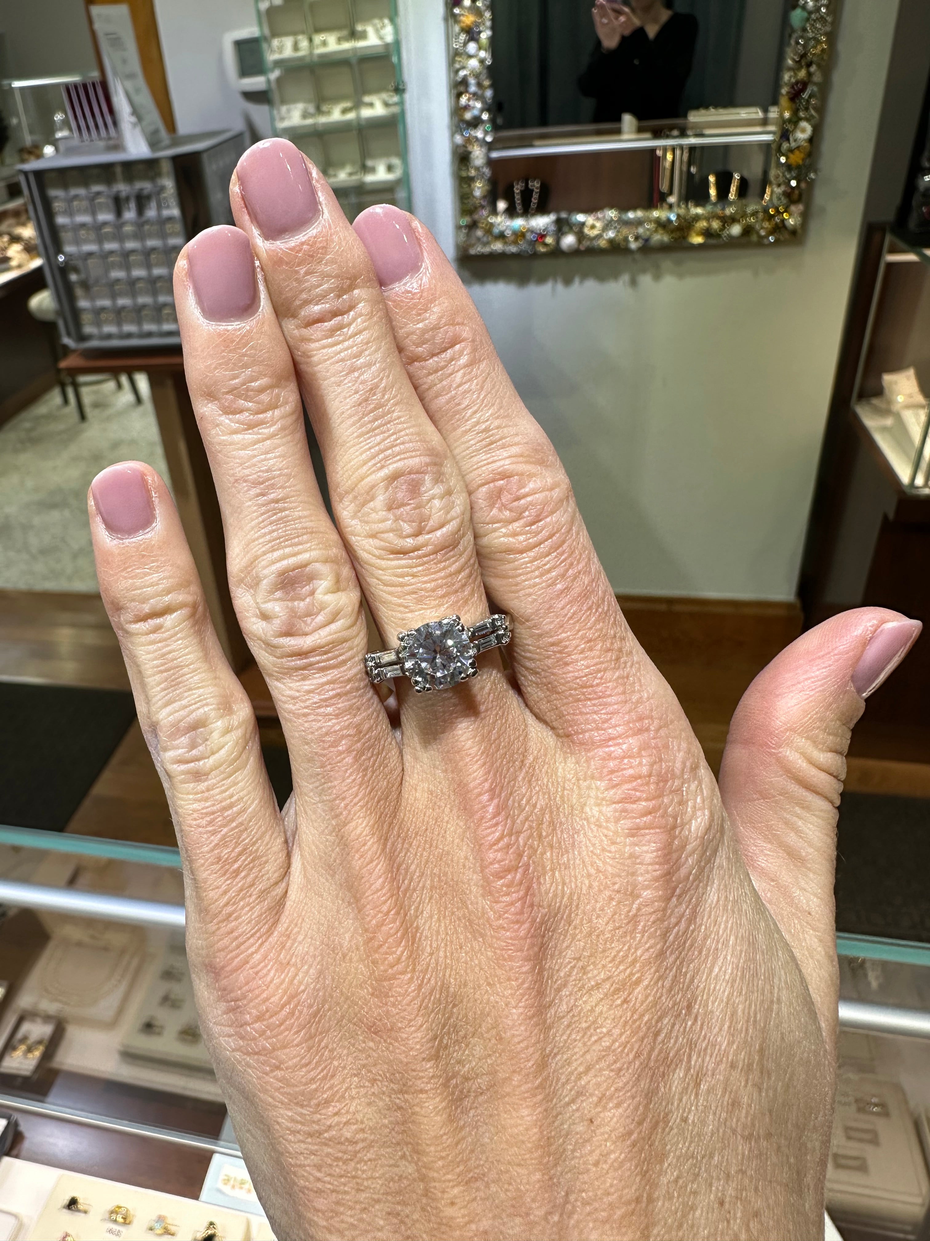 14K White Gold & Platinum Vintage Mined Diamond Ring for Women - Elegant Wedding, Engagement & Anniversary Jewelry Gift