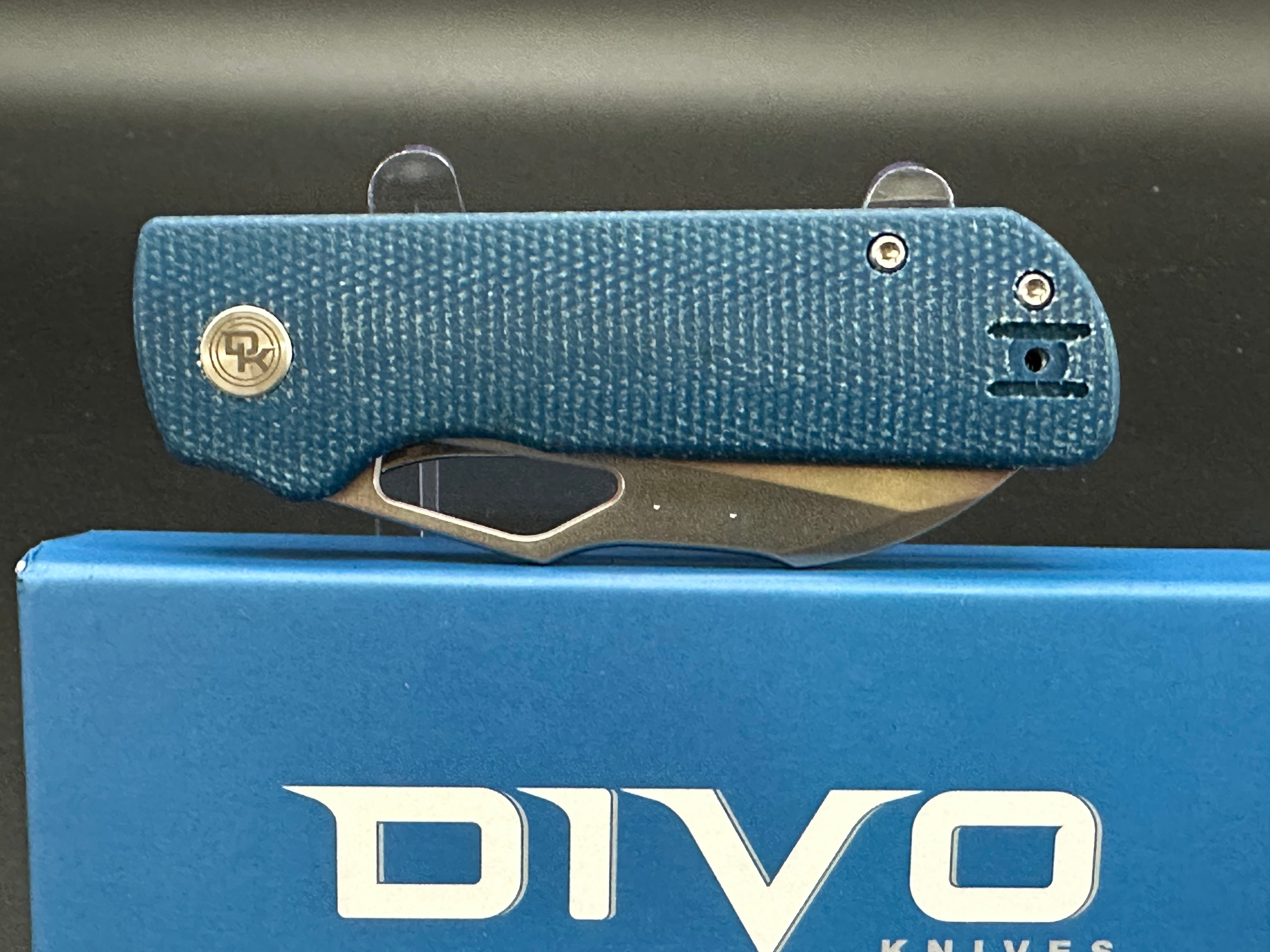 DIVO KNIVES PONY STOUT - Premium Pocket Knife with Stainless Steel Blade - Compact & Durable EDC Knife for Camping, Hiking & Outdoor Adventures