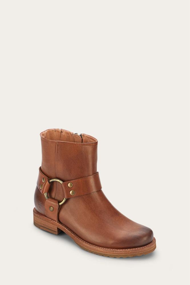 Frye Women's 72493 Brown Leather Boots - Comfortable & Stylish Ankle Boots for Women | Perfect for Casual Outfits, Work & Fall Fashion