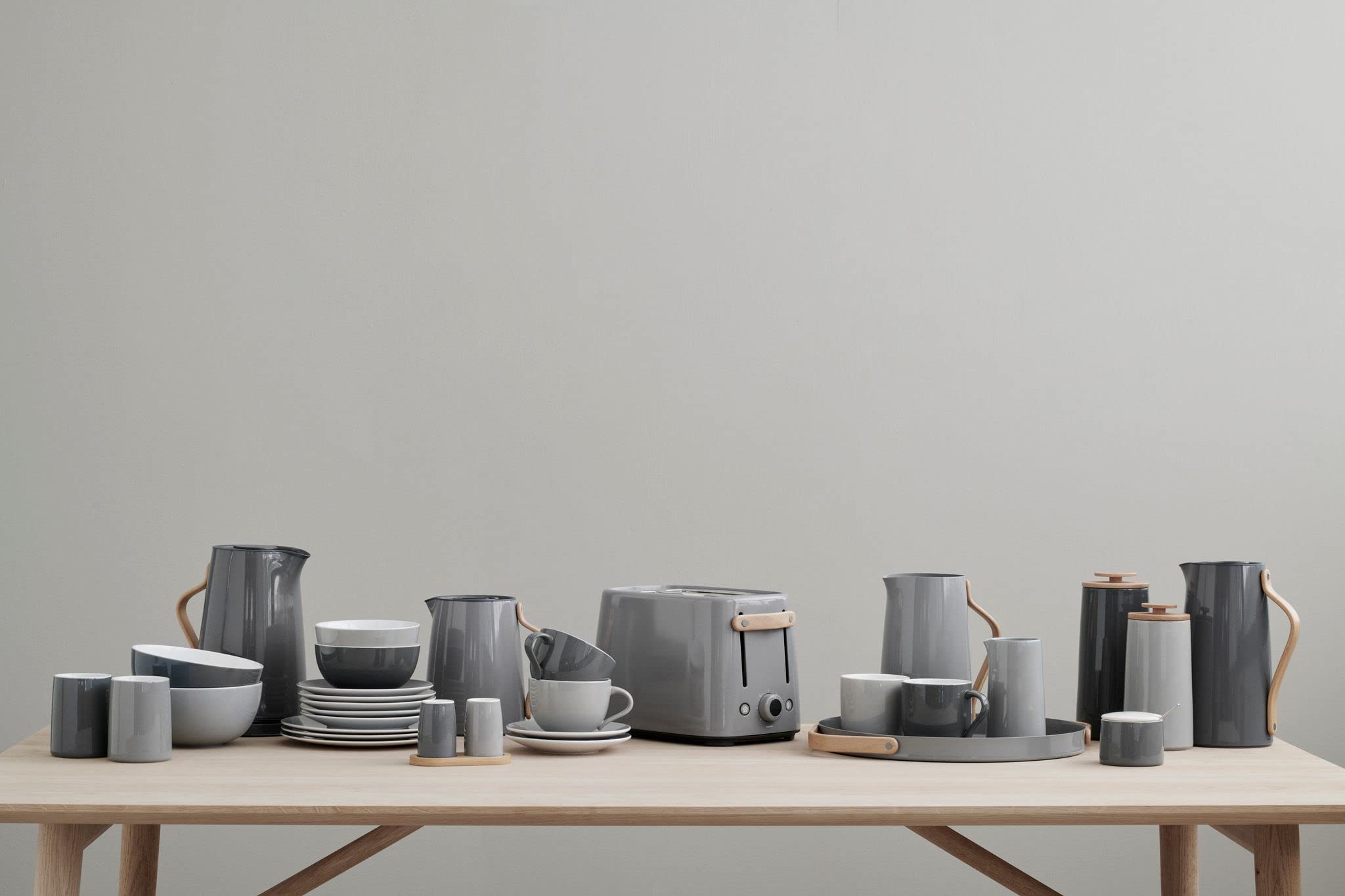 Stelton Emma Vacuum Insulated Coffee Jug - 34oz, Grey, 13.5 x 15.5 x 26 cm - Keeps Coffee Hot for Hours, Perfect for Home, Office & Outdoor Use