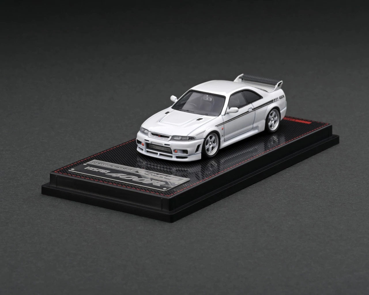 1:64 Scale Nissan Skyline GT-R (R33) 400R Diecast Model Car - Pearl White Finish - Collectible Miniature Vehicle for Display, Racing Enthusiasts & Japanese Car Fans