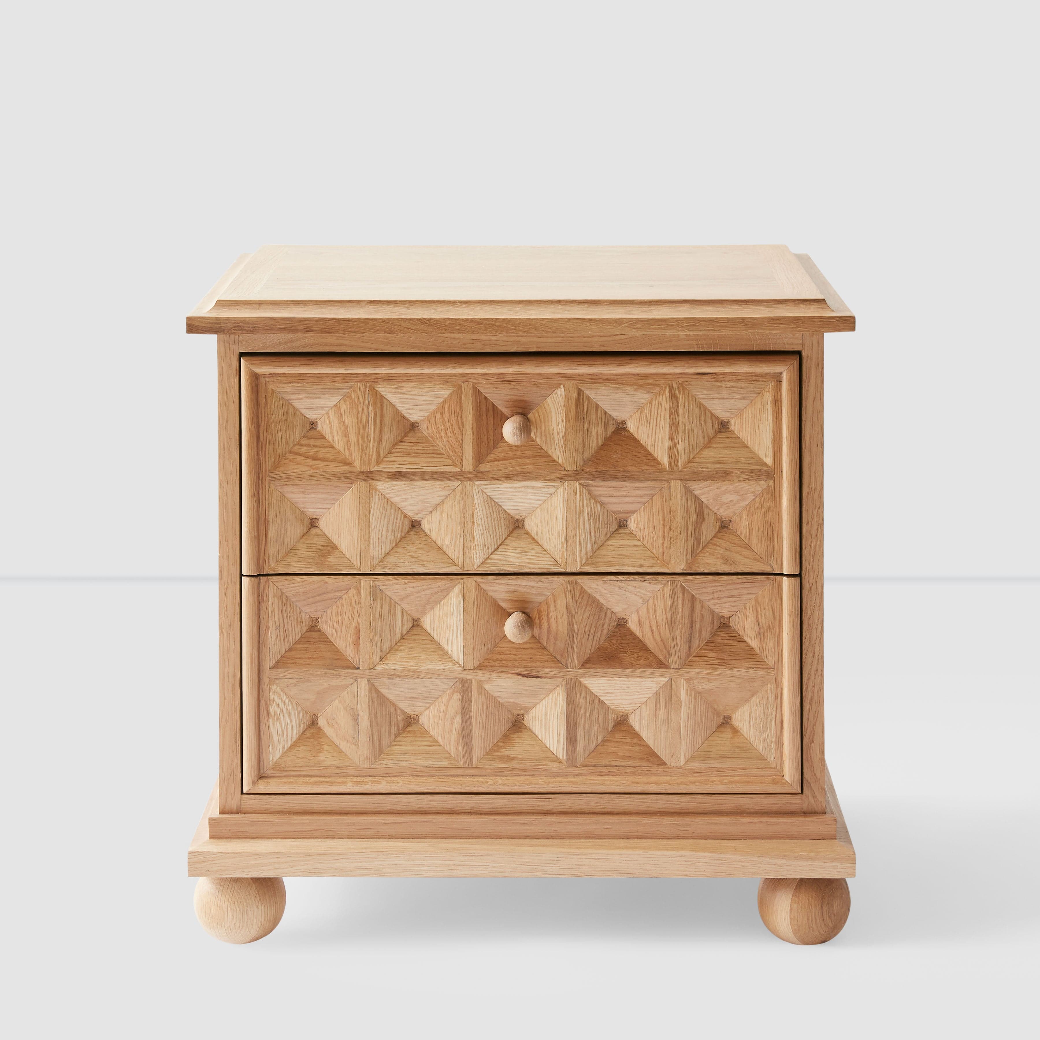 Modern Nightstand with USB Ports - Stylish Bedside Table for Bedroom, Living Room, or Office - Perfect for Charging Devices and Storage