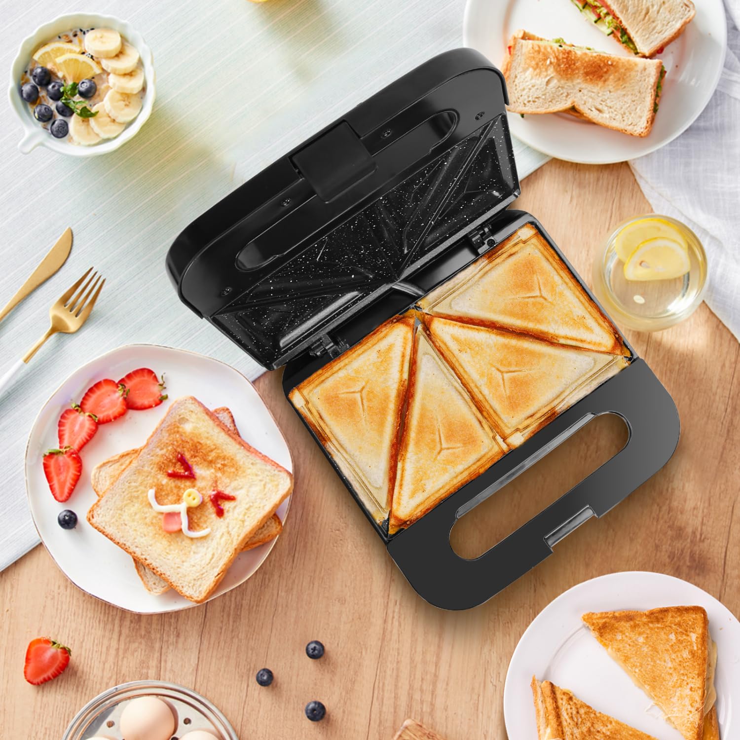 Aigostar Electric Sandwich Maker with Nonstick Ceramic Plates - Panini Press, Grilled Cheese Maker & Breakfast Toaster for Tuna Melt, Omelets & Snacks - Stainless Steel Tostadora de Pan - Perfect for Quick Breakfasts, Office Lunches & Family Snack Time