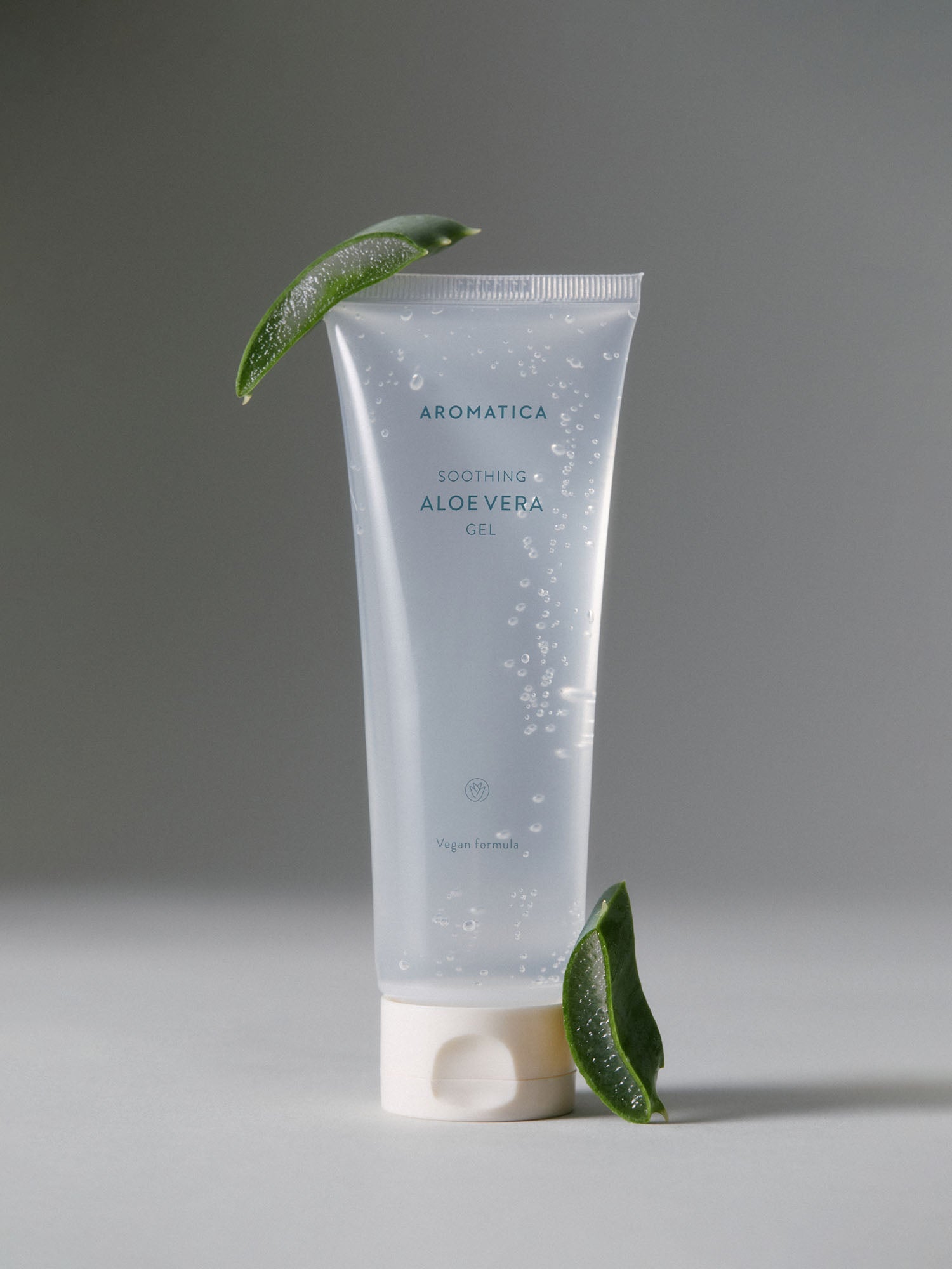AROMATICA Soothing Aloe Vera Gel 180ml - 100% Pure Natural Aloe Vera for Sunburn Relief, Skin Hydration & After Sun Care - Perfect for Face, Body & Hair Care