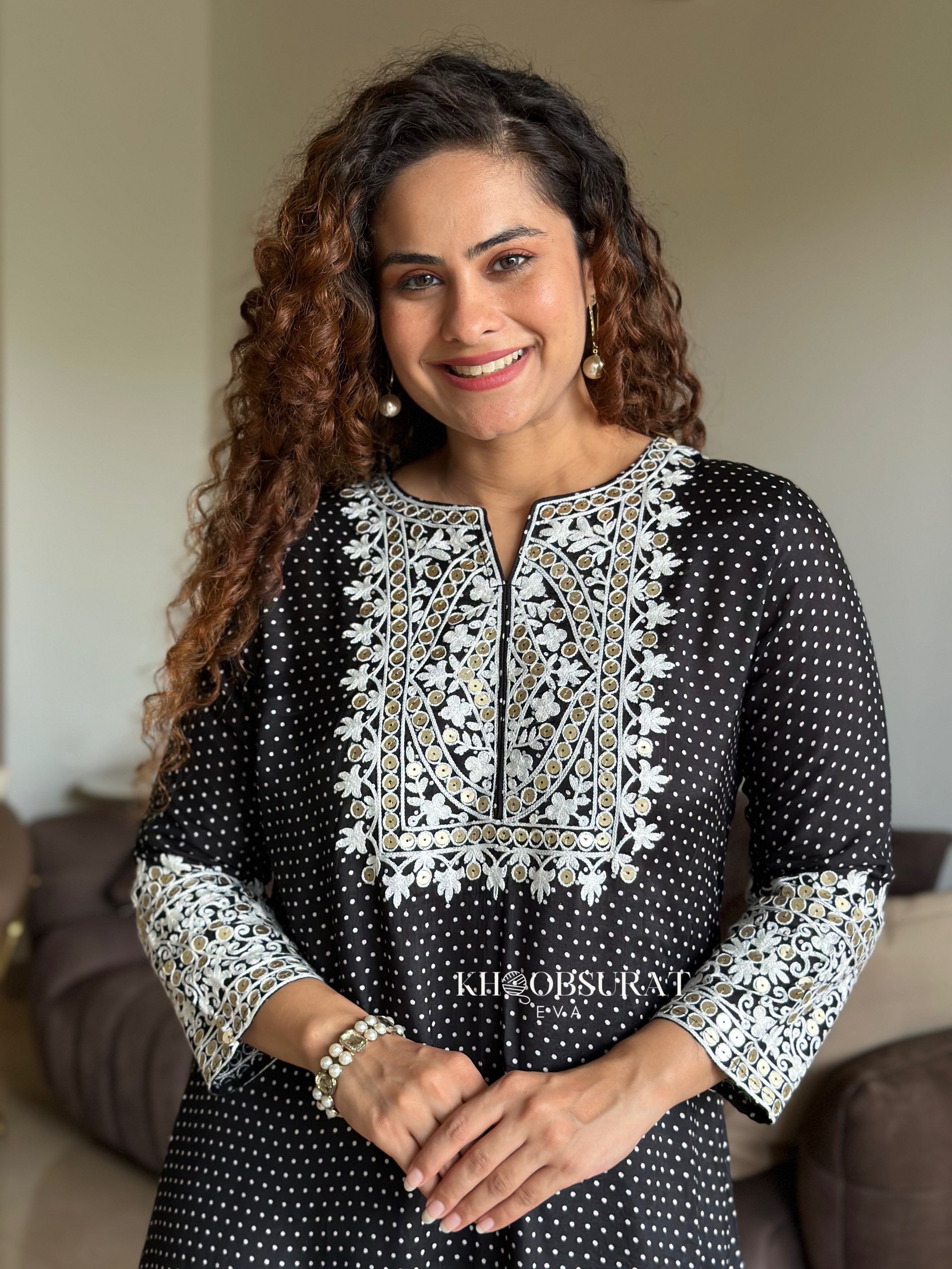 Stylish Romy Black Embroidered Kurta Set for Women | Traditional Indian Ethnic Wear | Perfect for Festivals, Weddings & Special Occasions