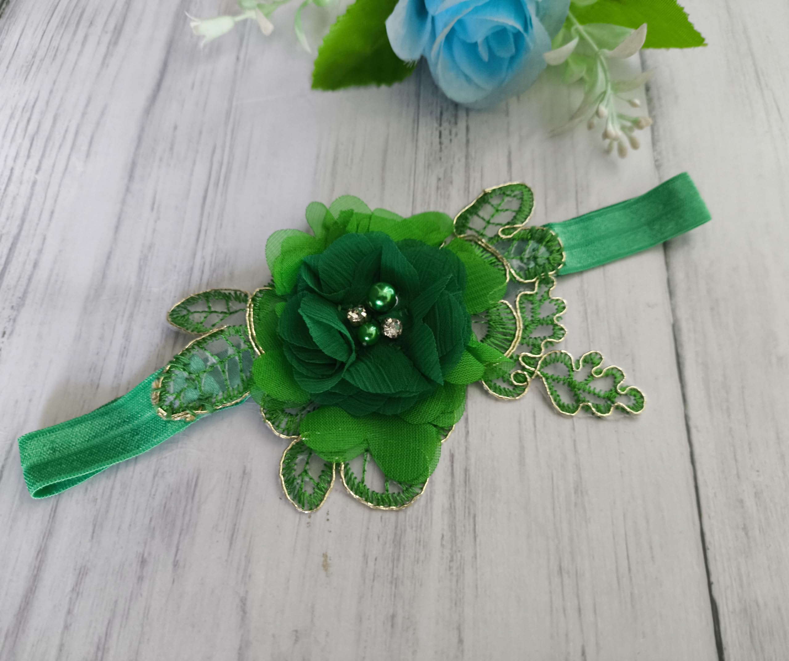 Elegant Wedding Garter for Bride – Pearl Embellished Single Garter Belt – Perfect for Weddings, Halloween & Special Occasions – Style W011 in Green