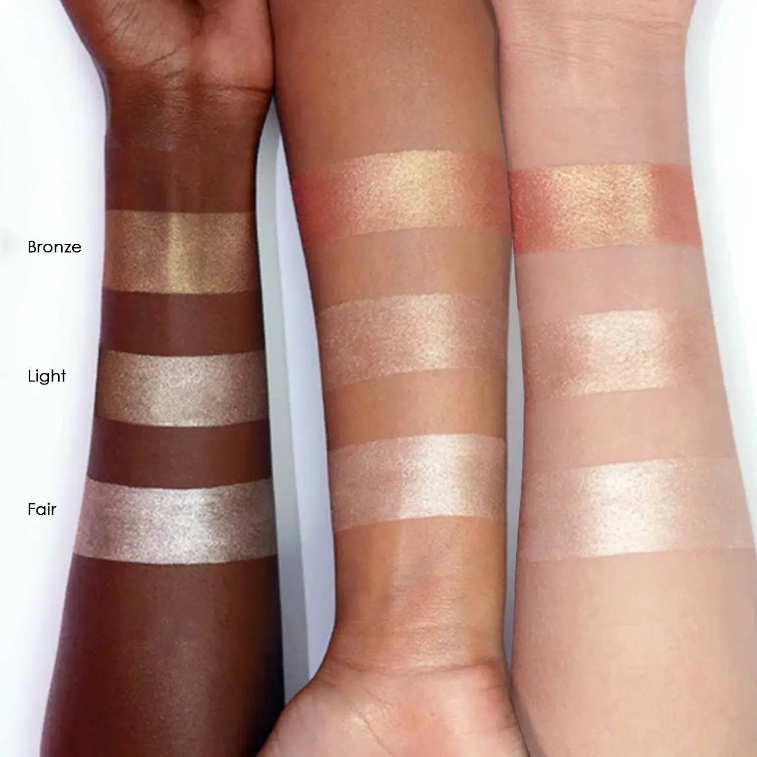Super Glow Highlighter - Illuminating Face Makeup for Cheekbones & Brow Bone - Perfect for Day & Night Glam Looks