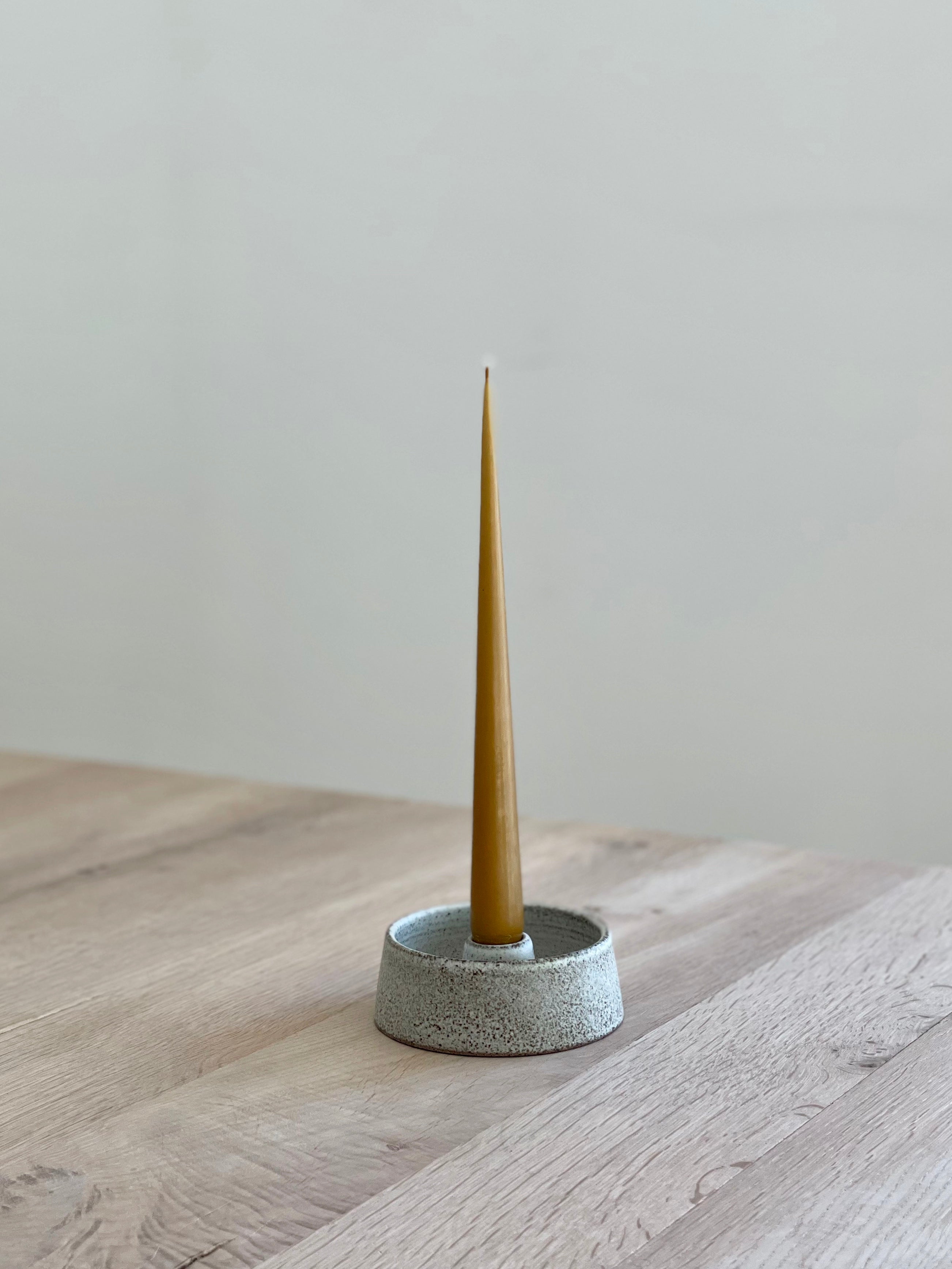 Viki Weiland Modern Grey Candle Holder - Elegant Home Decor for Dining Table, Wedding Centerpiece & Relaxing Ambiance