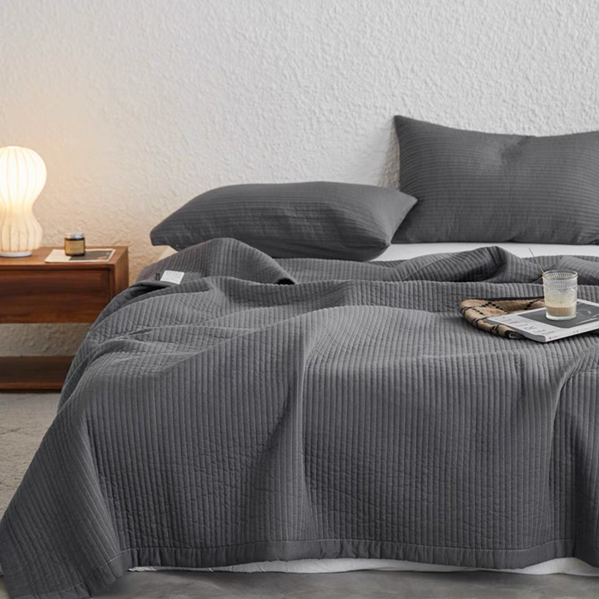 Pure Comfort Minimalist Quilt Set - Soft Breathable Bedding for All Seasons | Perfect for Home, Dorm, Guest Room & Airbnb