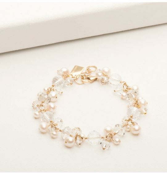 Elegant Crystal & Pearl Victorian Style Bracelet for Women - Perfect for Weddings, Parties & Special Occasions