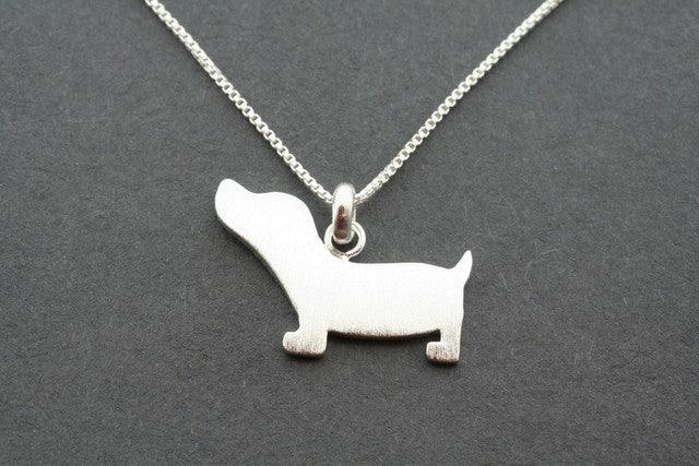 Beagle Dog Pendant Necklace - Handmade Sterling Silver Jewelry for Dog Lovers - Perfect Gift for Pet Owners & Animal Lovers - Ideal for Casual Wear, Special Occasions & Dog-Themed Events