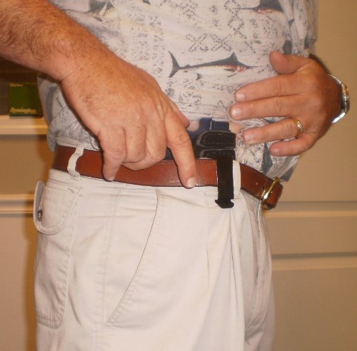 Ruger SR9 Compact IWB Leather Gun Holster - Concealed Carry, Tuckable for Shirt | Comfortable & Secure for Everyday Use, Office, and Travel