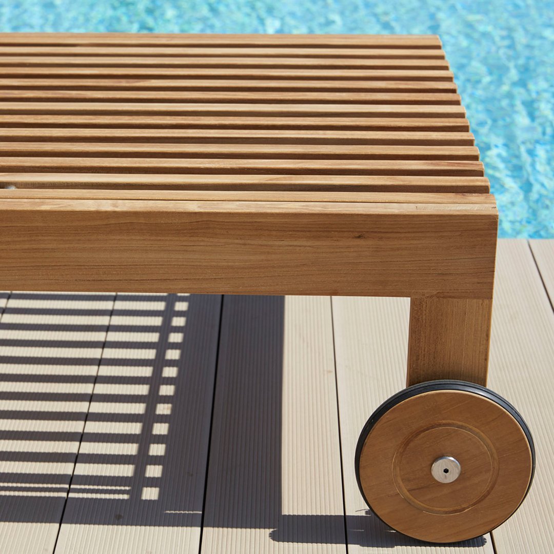 Premium Foersom Hiort Lorenzen Amaze Sunbed - Outdoor Wicker Chaise Lounge with Cane Weave Design | Perfect for Poolside, Patio, and Garden Relaxation