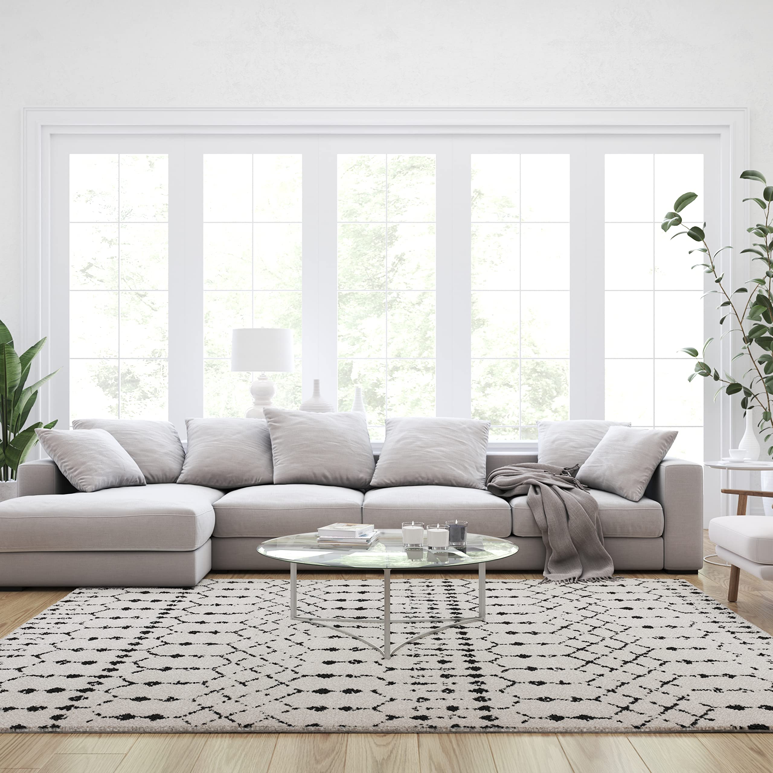 Merrick Lane Geometric Design Polyester Area Rug - Ivory & Black - 8' x 10' Indoor Rug for Living Room, Bedroom & Office - Soft & Durable Modern Home Decor