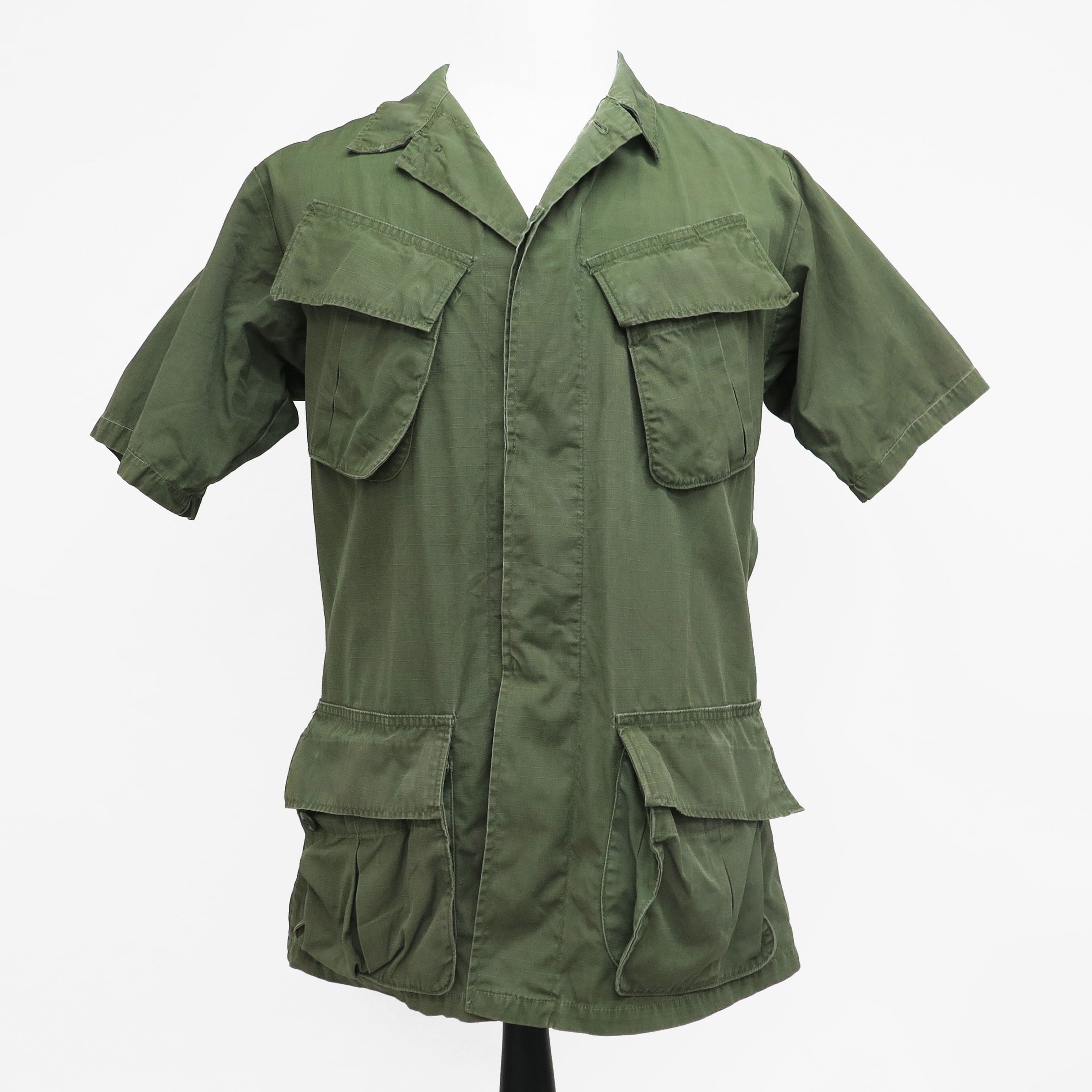 US Army Tropical Combat Jacket 4th Pattern 1968 Vietnam War - Small Regular Size | Vintage Military Jacket for Reenactment, Outdoor Adventure & Collectors