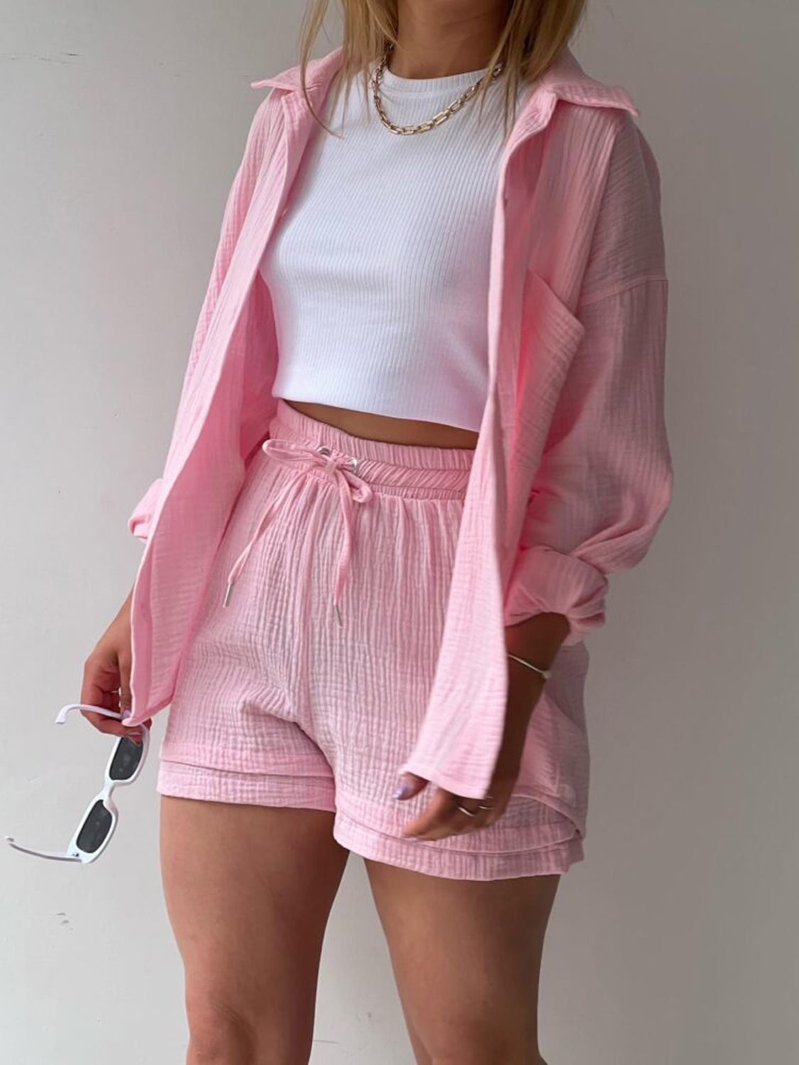 Stylish Texture Button Up Shirt & Drawstring Shorts Set for Men - Casual Summer Outfit for Beach, Travel and Streetwear Fashion