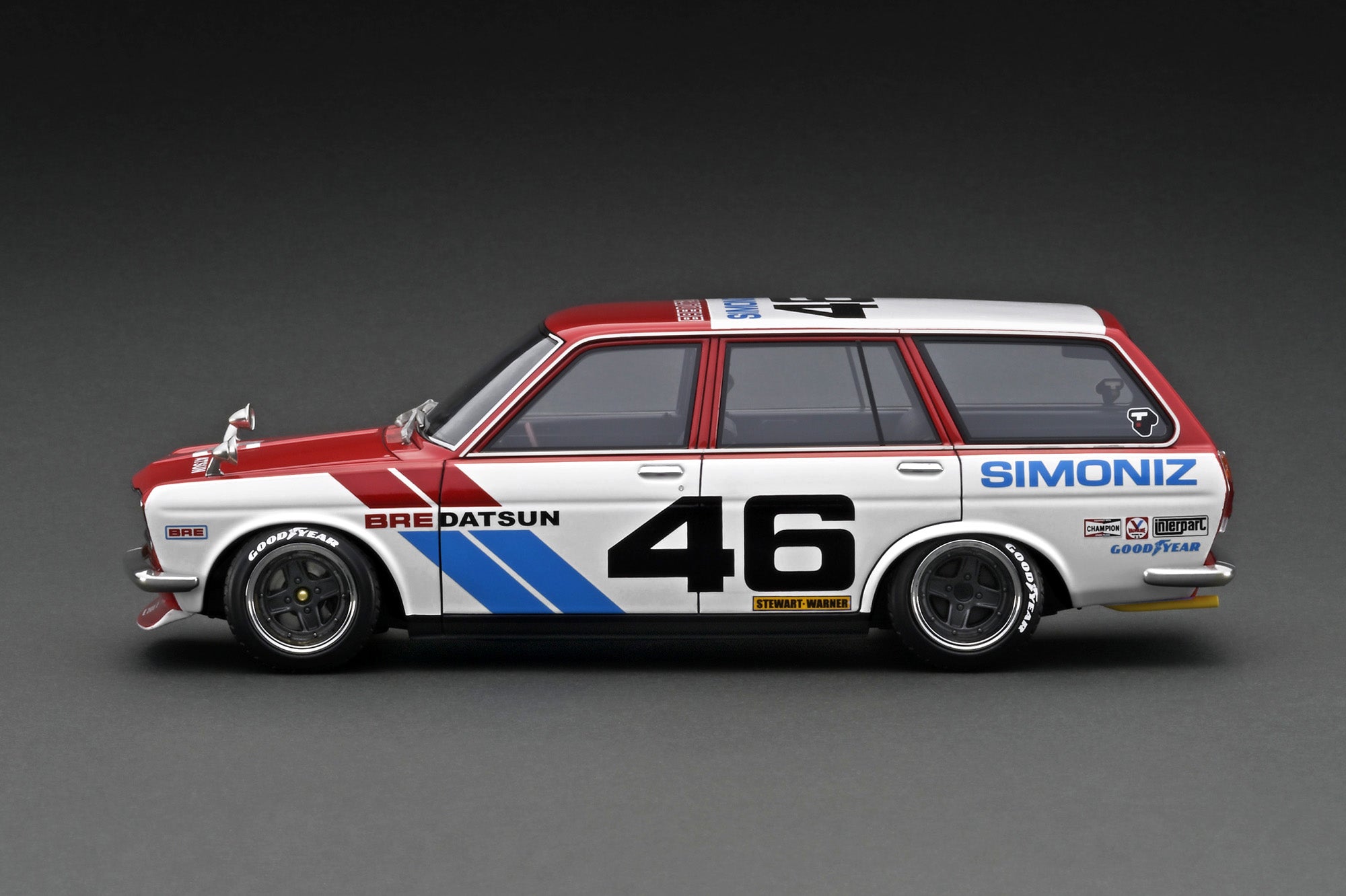 1/18 Scale Datsun Bluebird 510 Wagon BRE Model Car by Tarmac Works - Collectible Diecast Replica for Car Enthusiasts & Display in Home/Office