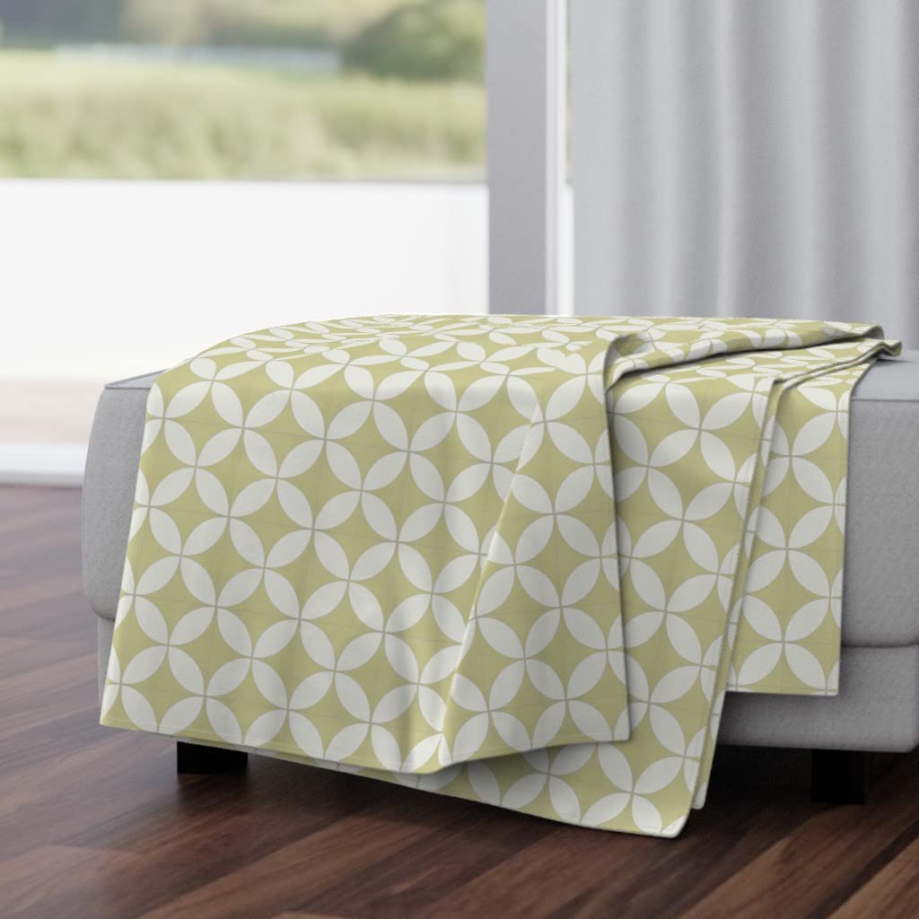 Soft Plush Minky Throw Blanket 50x70 Inches - Yellow & White Midcentury Modern Geometric Moroccan Print for Kids & Baby | Cozy Nursery, Living Room, Bedroom Decor