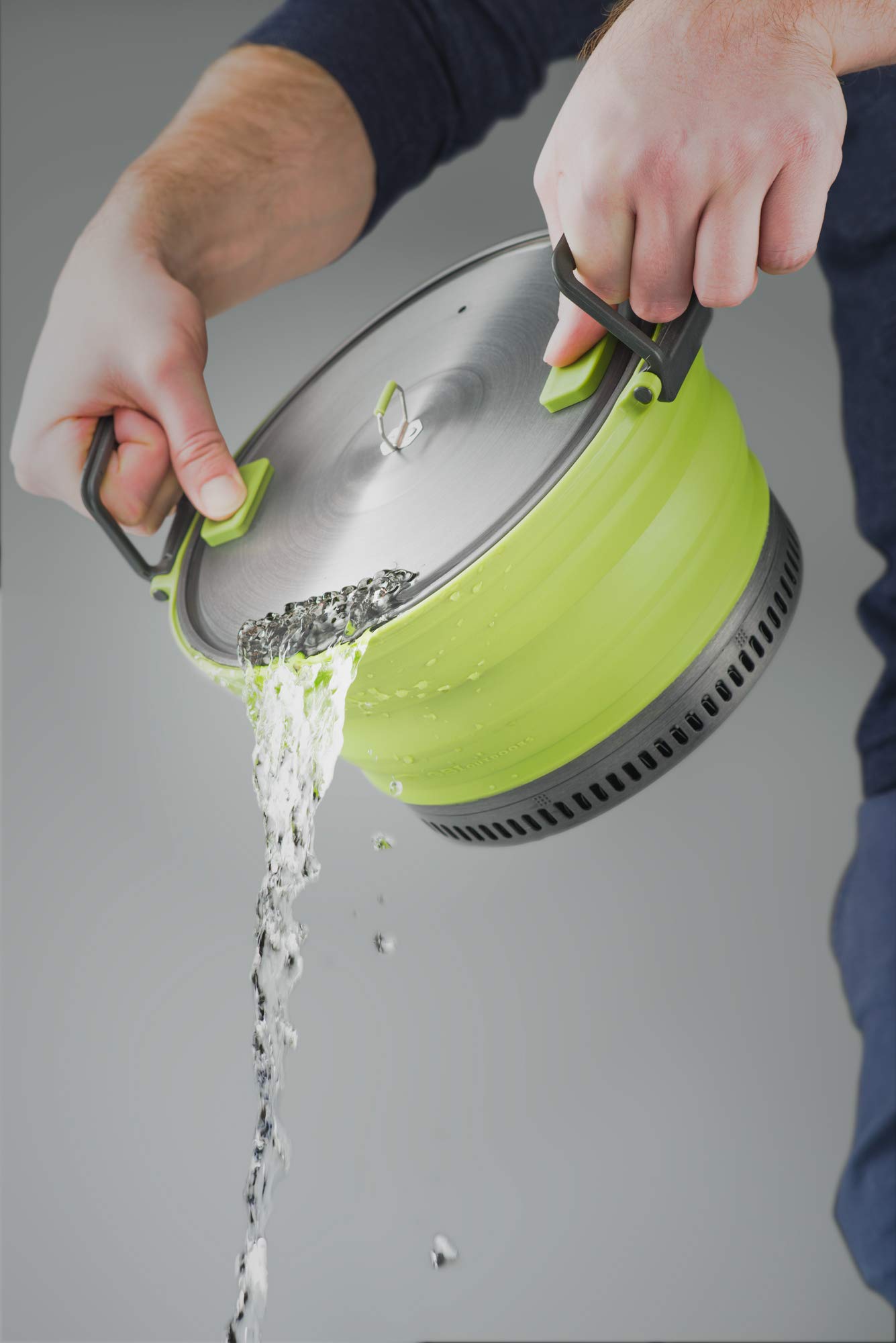 GSI Outdoors Escape 3L Pot with Frypan - Lightweight Camping Cookware Set for Backpacking, Hiking & Outdoor Adventures | Non-Stick Green Aluminum Cooking Pot with Lid