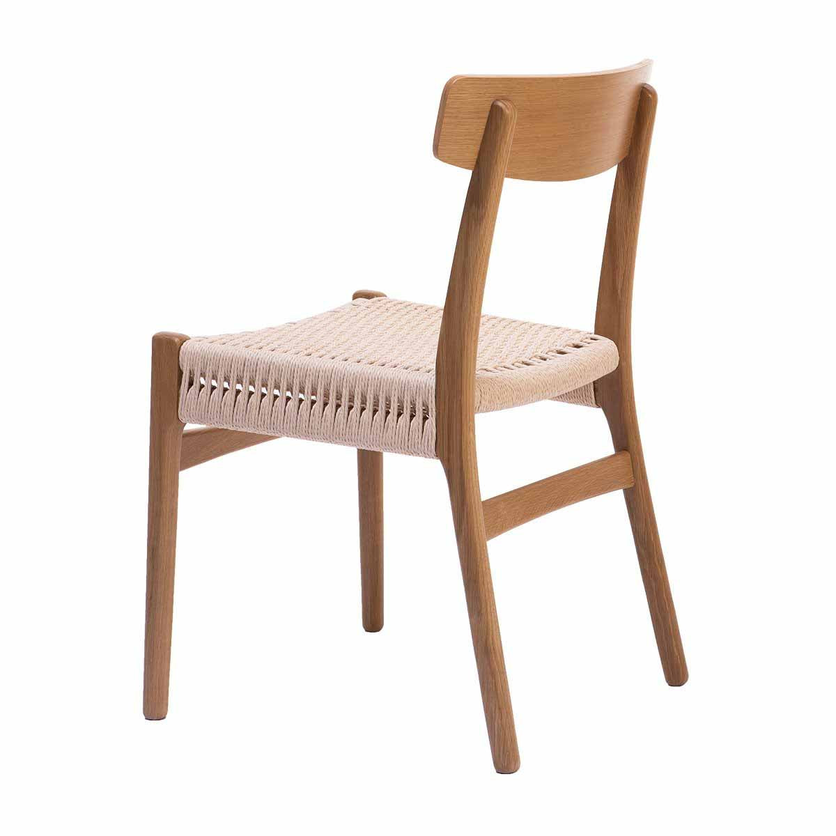Fitzroy Rattan Dining Chair - Natural Wicker Patio Chair for Outdoor Dining, Garden, and Backyard - Comfortable and Stylish Rattan Furniture for Restaurants, Cafes, and Home Decor