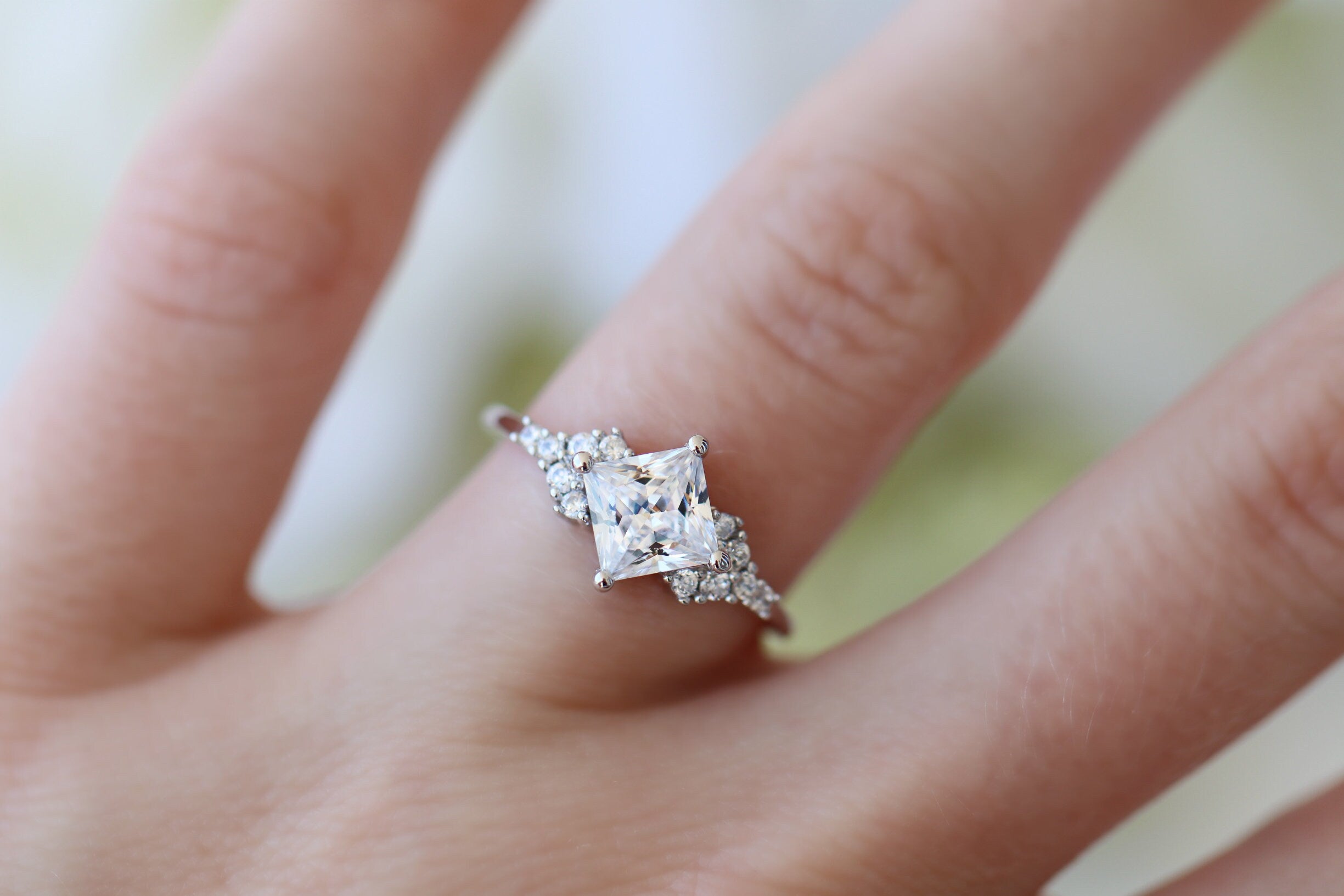 Ellie Lab Grown Diamond Engagement Ring 14K White Gold - IGI Certified Ethical Diamond for Proposals, Anniversaries & Special Occasions