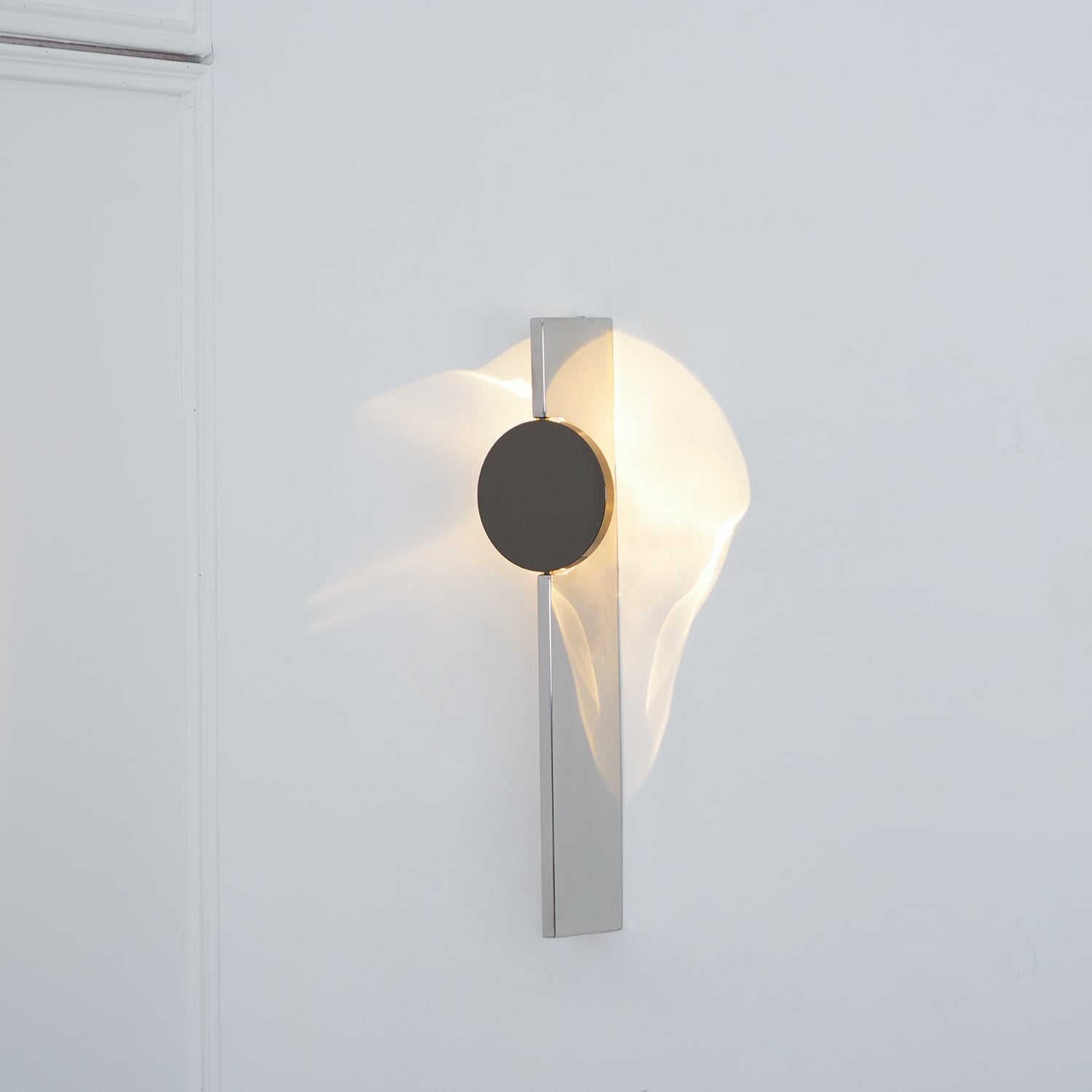 Creative LED Wall Lamp with Adjustable Light & Shadow - Modern Home Decor for Bedroom, Living Room, and Office Ambiance Lighting