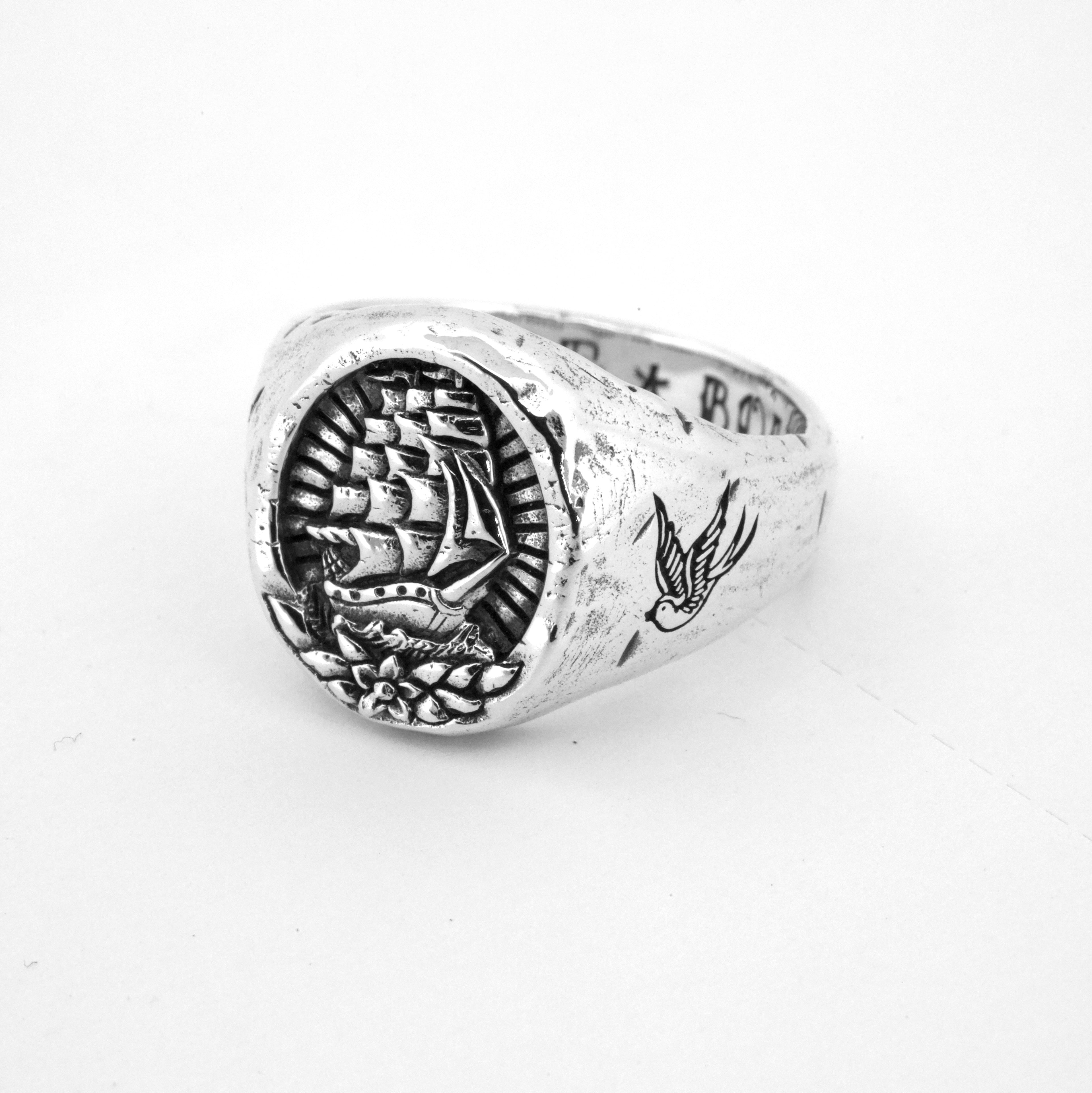 Homebound Signet Ring - Elegant Personalized Jewelry for Women & Men - Perfect for Engagements, Weddings & Special Occasions
