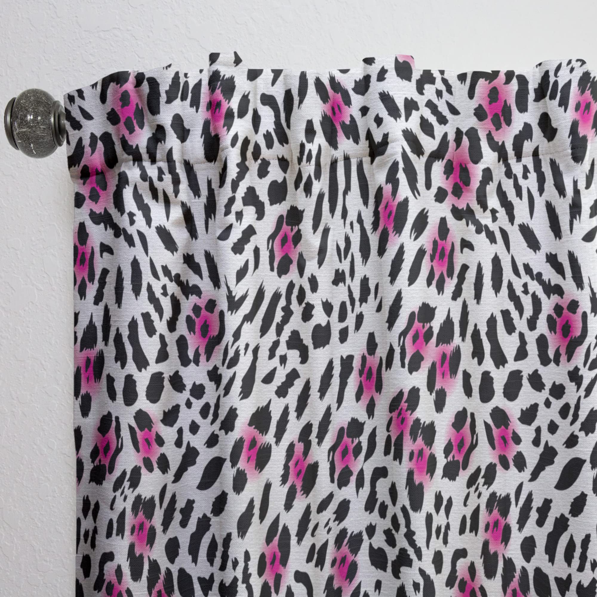 DesignQ Glam Leopard Print Blackout Curtains - Thermal Insulated Single Panel (52x90 inches) for Bedroom & Living Room - Elegant Window Drapes for Home Decor, Privacy & Light Control