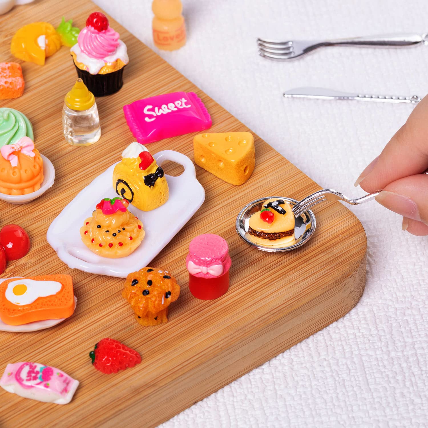 160 Pcs Miniature Food Toys Set - Tiny Resin Kitchen Food & Drink Bottles for Dollhouse Pretend Play - Realistic Doll Accessories for Adults & Teens - Perfect for Role Play, Collecting & DIY Miniature Scenes