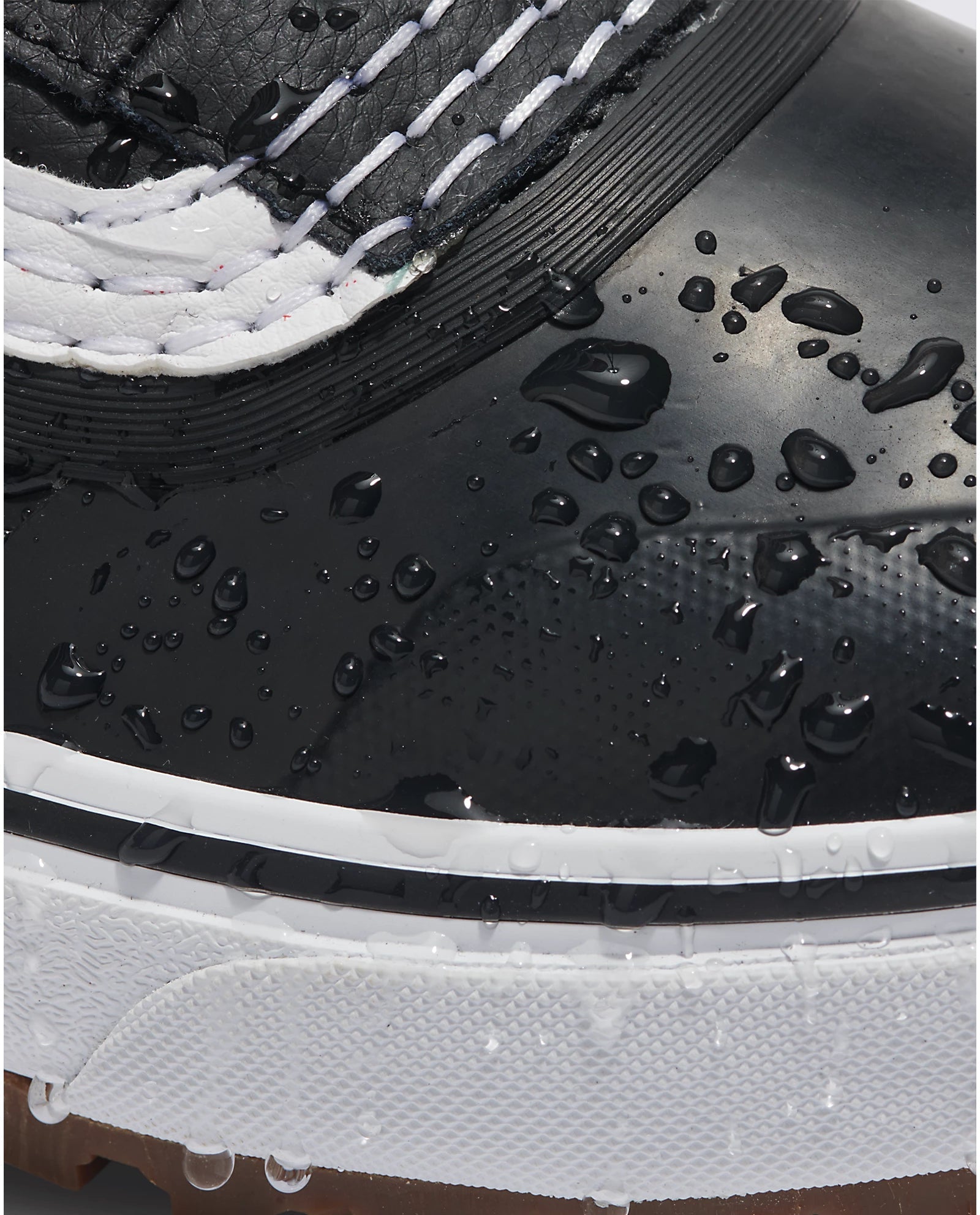 VANS Standard Mid Snow MTE Boots for Men & Women - Waterproof Winter Hiking Shoes, Black/White - Perfect for Snow, Hiking & Outdoor Adventures
