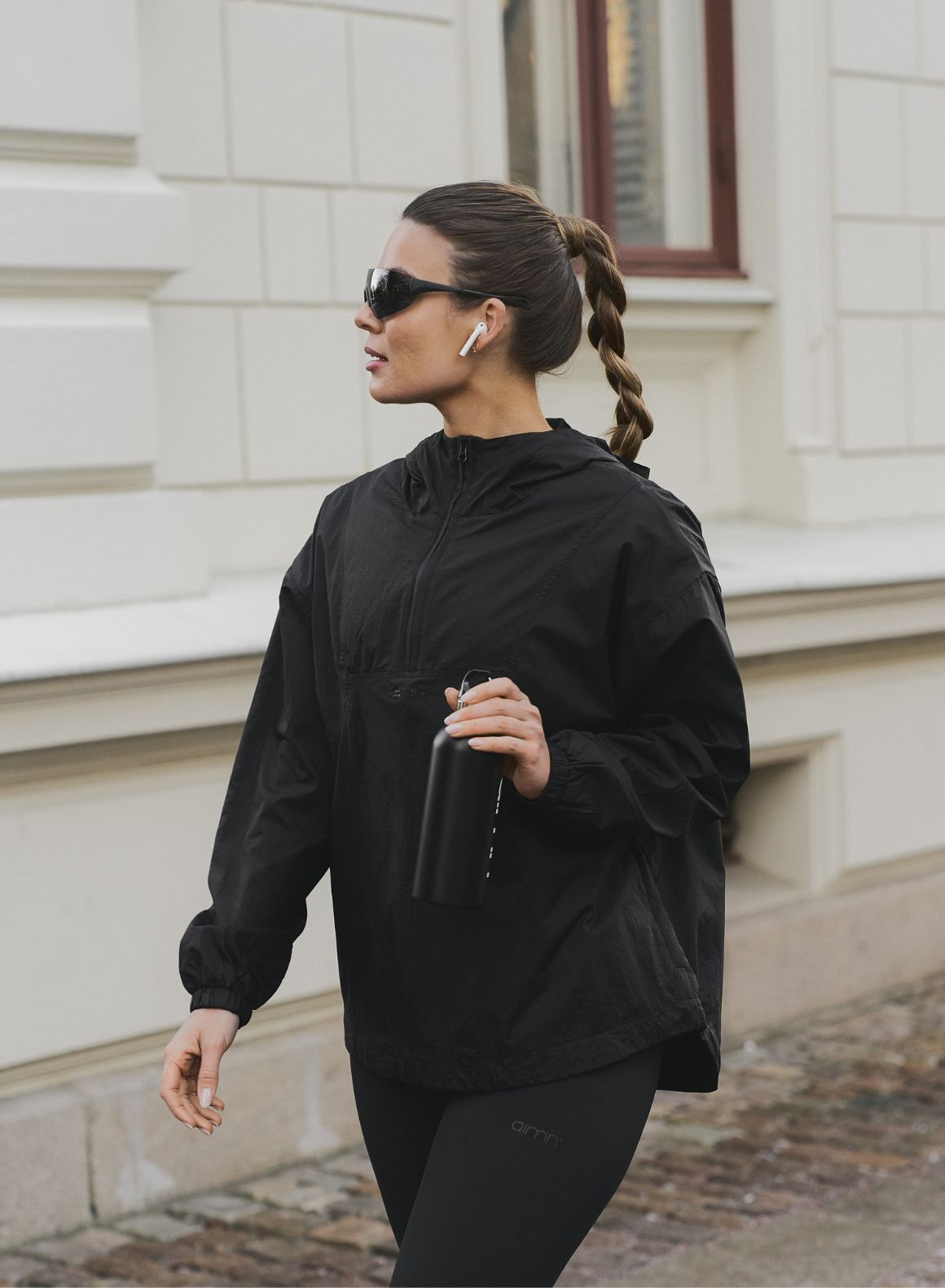 Black Lightweight Anorak Jacket for Men & Women - Waterproof Windbreaker for Hiking, Camping & Outdoor Activities