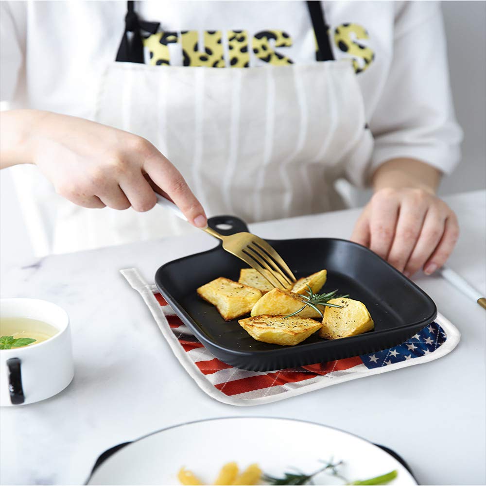 USA Flag Oven Mitt & Pot Holder Set - Heat Resistant, Non-Slip Kitchen Mittens for Cooking, Baking, Grilling & BBQ - Perfect for 4th of July, Memorial Day & Patriotic Home Decor