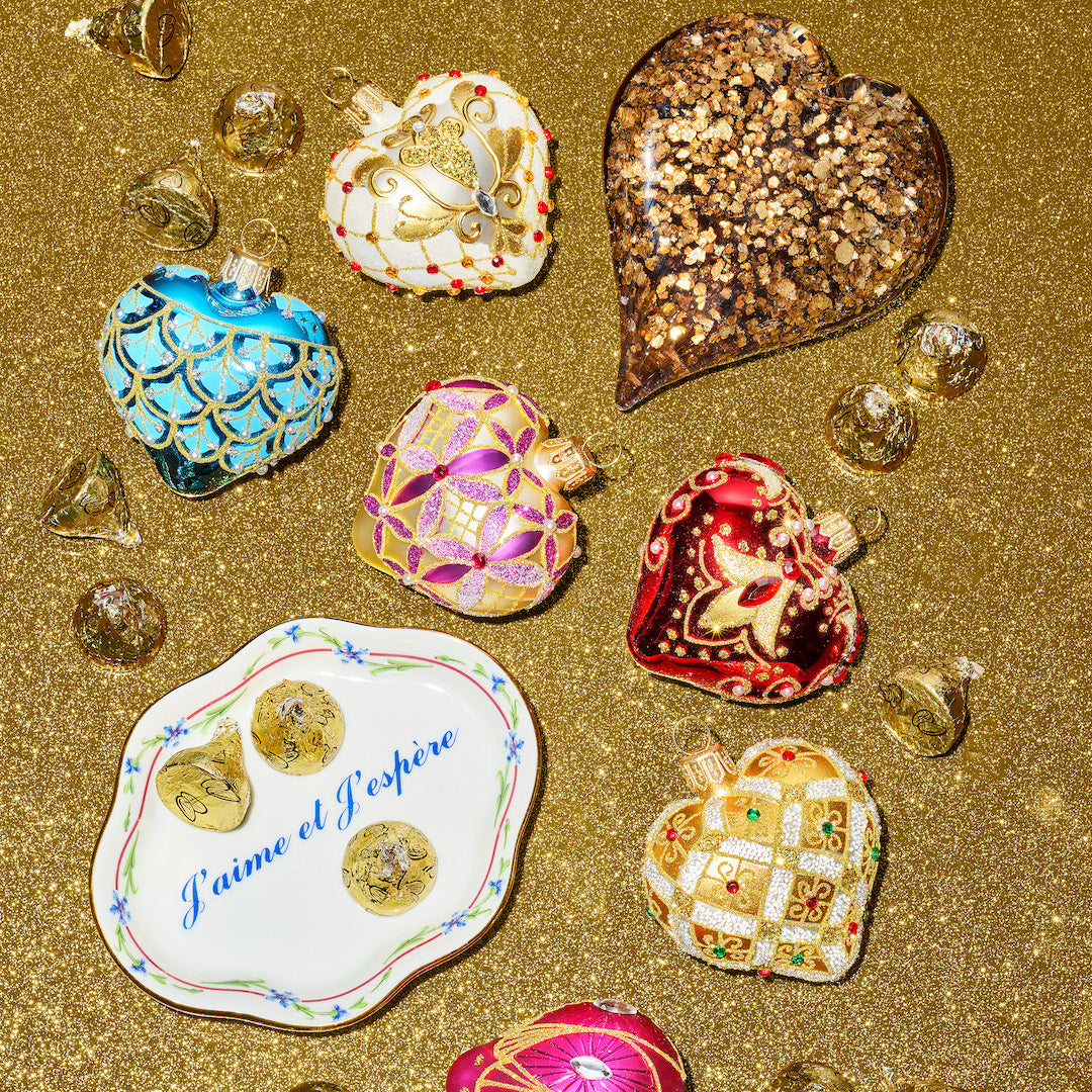 6-Piece Mini Heart Ornaments Set - Perfect for Valentine's Day Decor, Christmas Tree Decorations & DIY Craft Projects