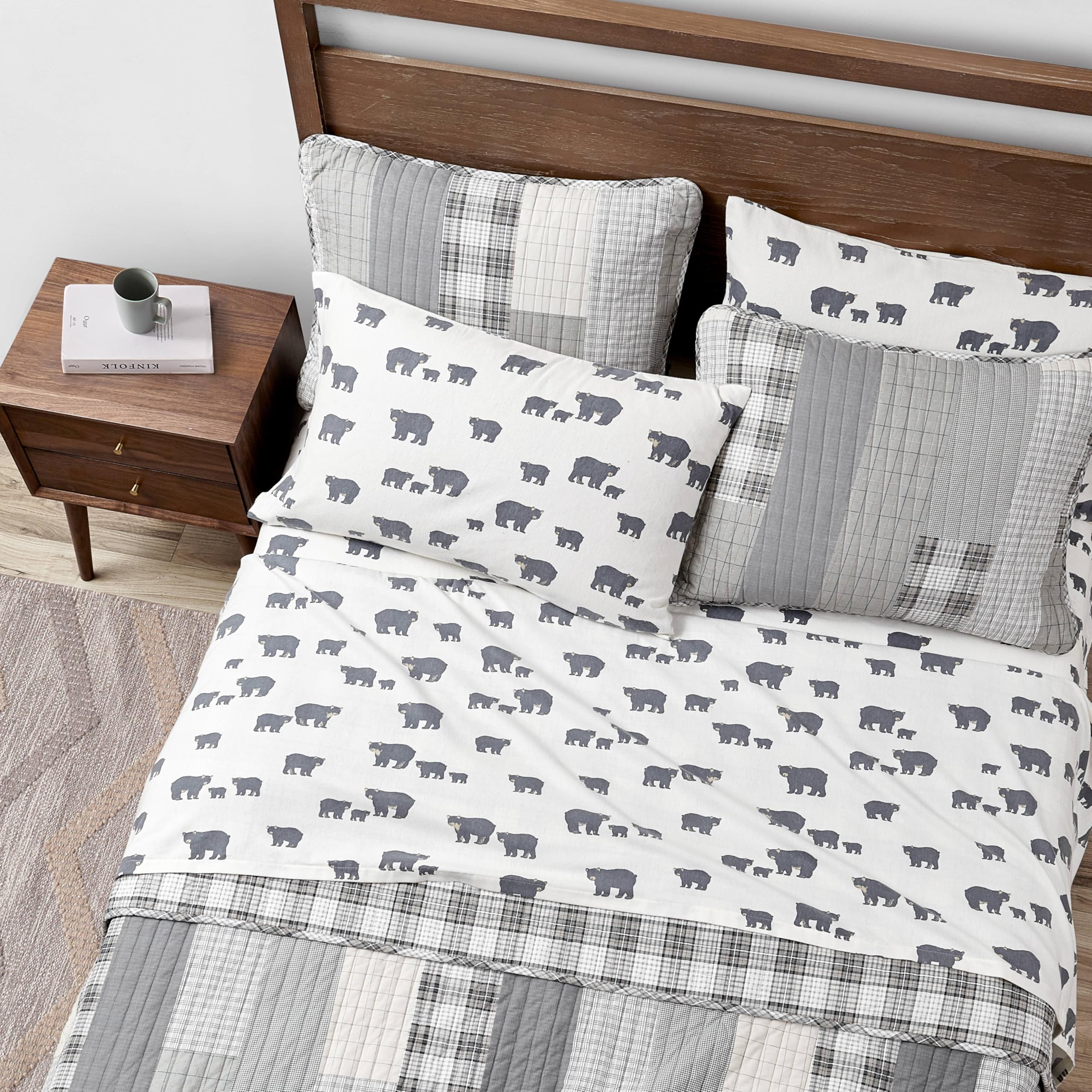 Eddie Bauer Queen Size Cotton Flannel Bed Sheet Set - Ultra Soft Brushed Flannel Bedding for Winter, Cozy Home Decor (Bear Family Print) - Perfect for Cold Weather & Holiday Gift Giving