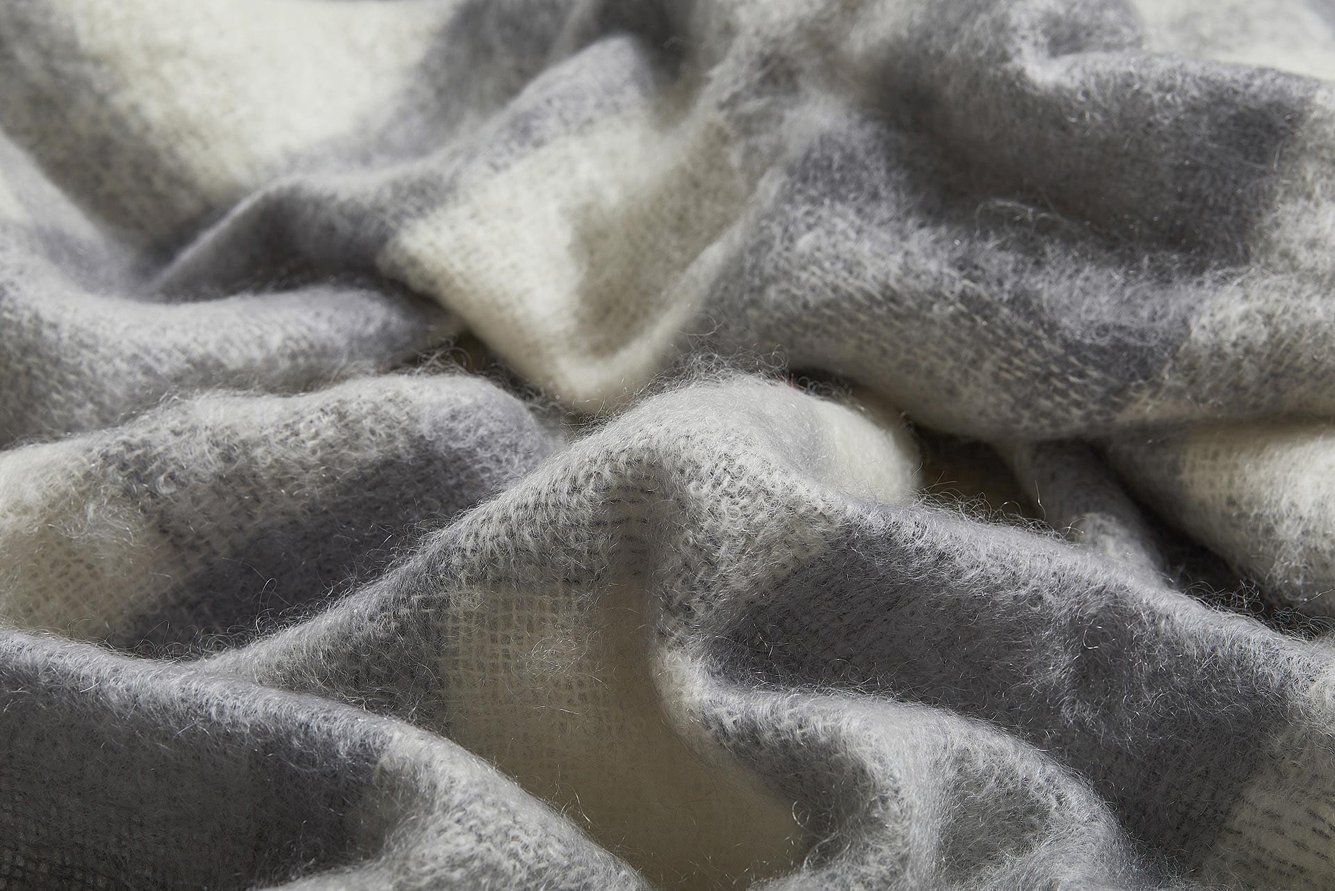 Soft Grey Plaid Drumin Mohair Throw Blanket - Cozy & Warm Luxury Blanket for Sofa, Bed, or Travel - Perfect for Winter Nights & Home Decor