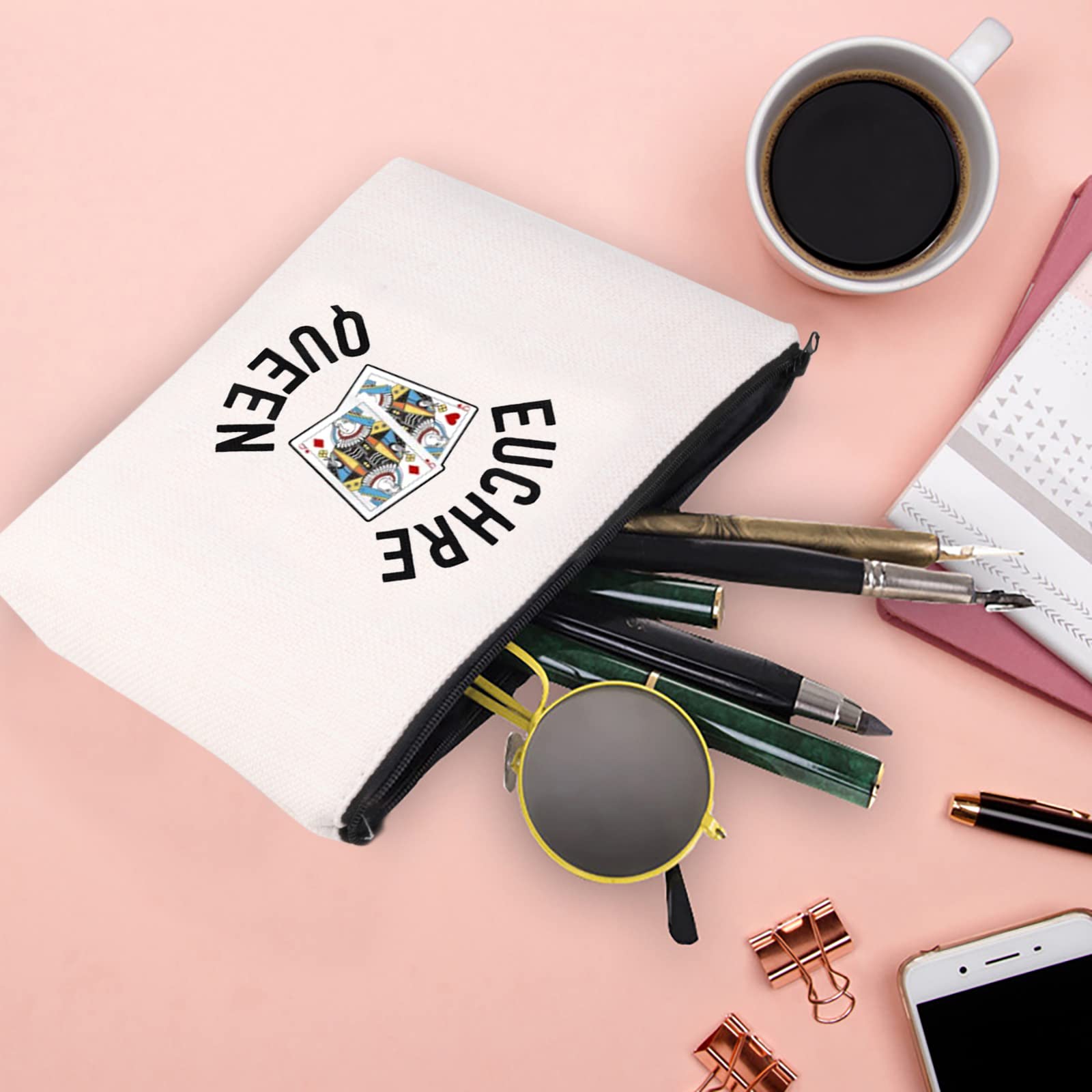 XYANFA Funny Euchre Queen Makeup Bag - Perfect Gift for Euchre Players & Card Game Lovers - Great Present for Grandma - Ideal for Travel, Cosmetics Storage & Game Nights